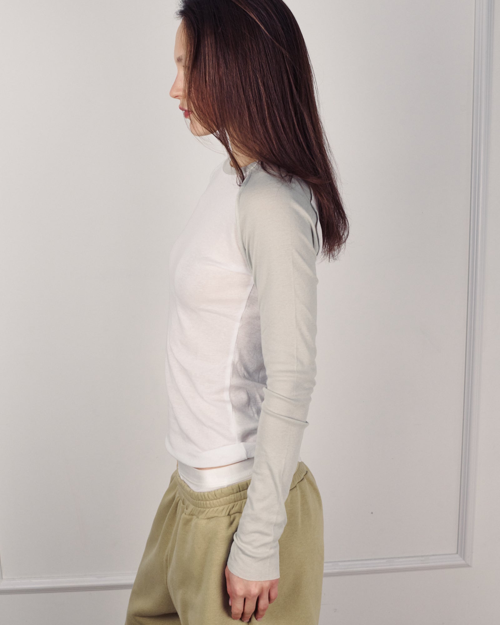 LIONA TEE WHITE & STONE