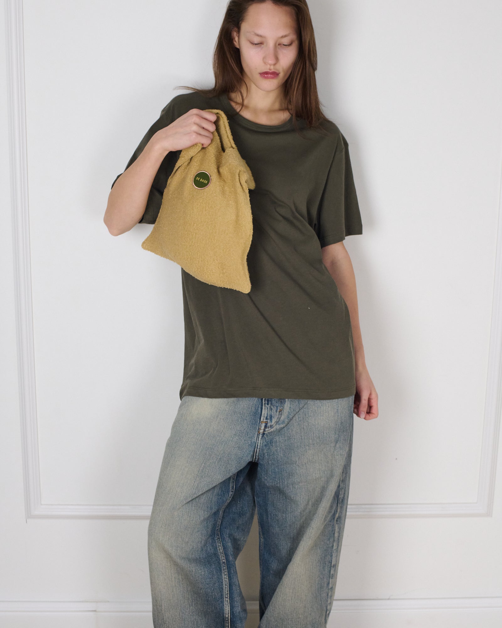 BEN UNISEX TEE OLIVE