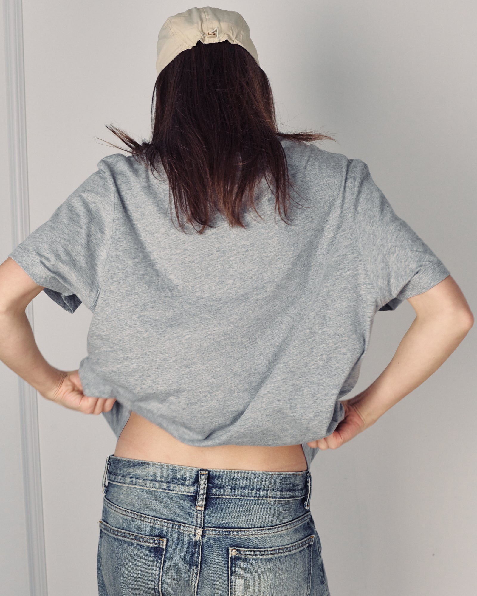 BEN UNISEX TEE AMERICAN GREY