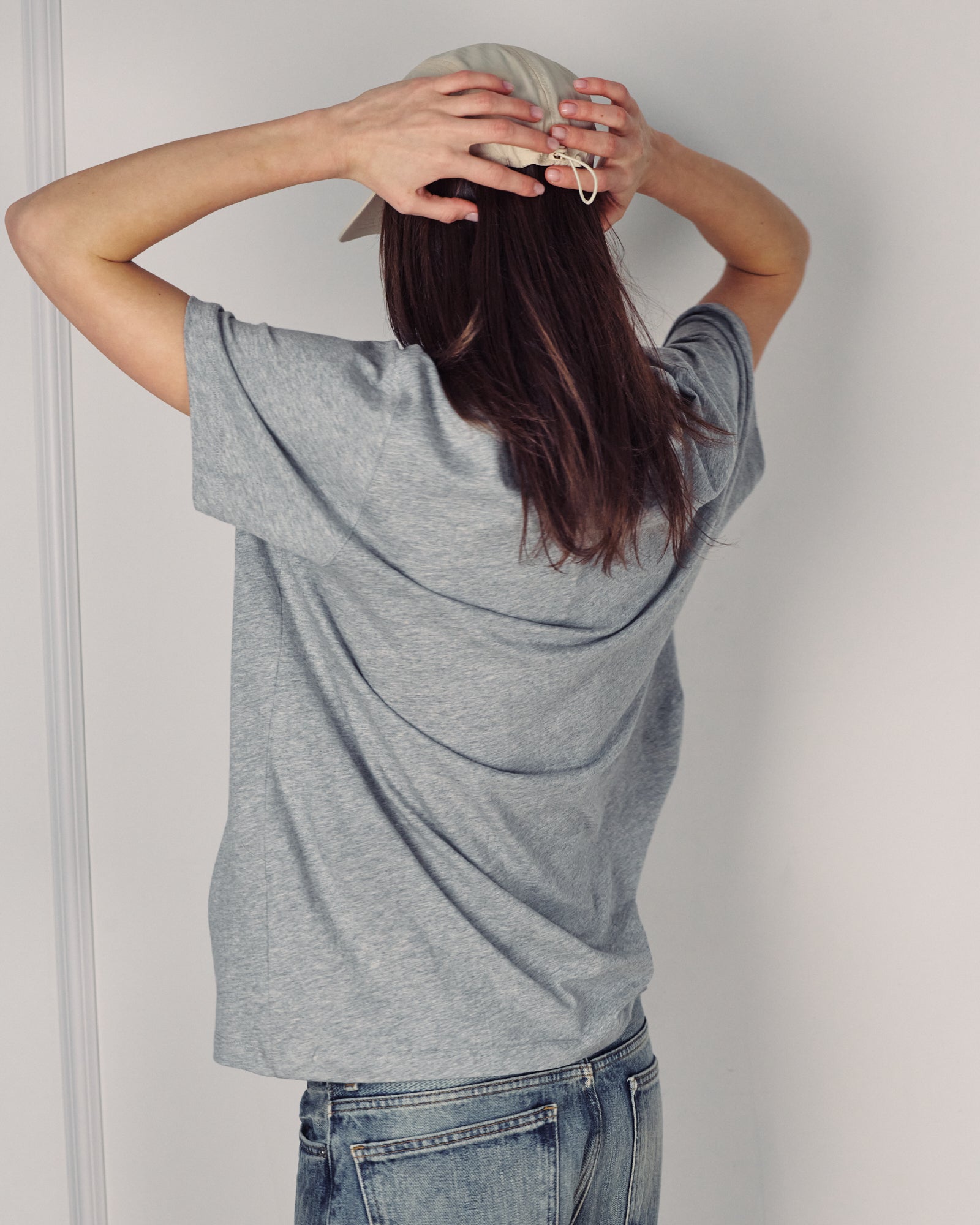 BEN UNISEX TEE AMERICAN GREY