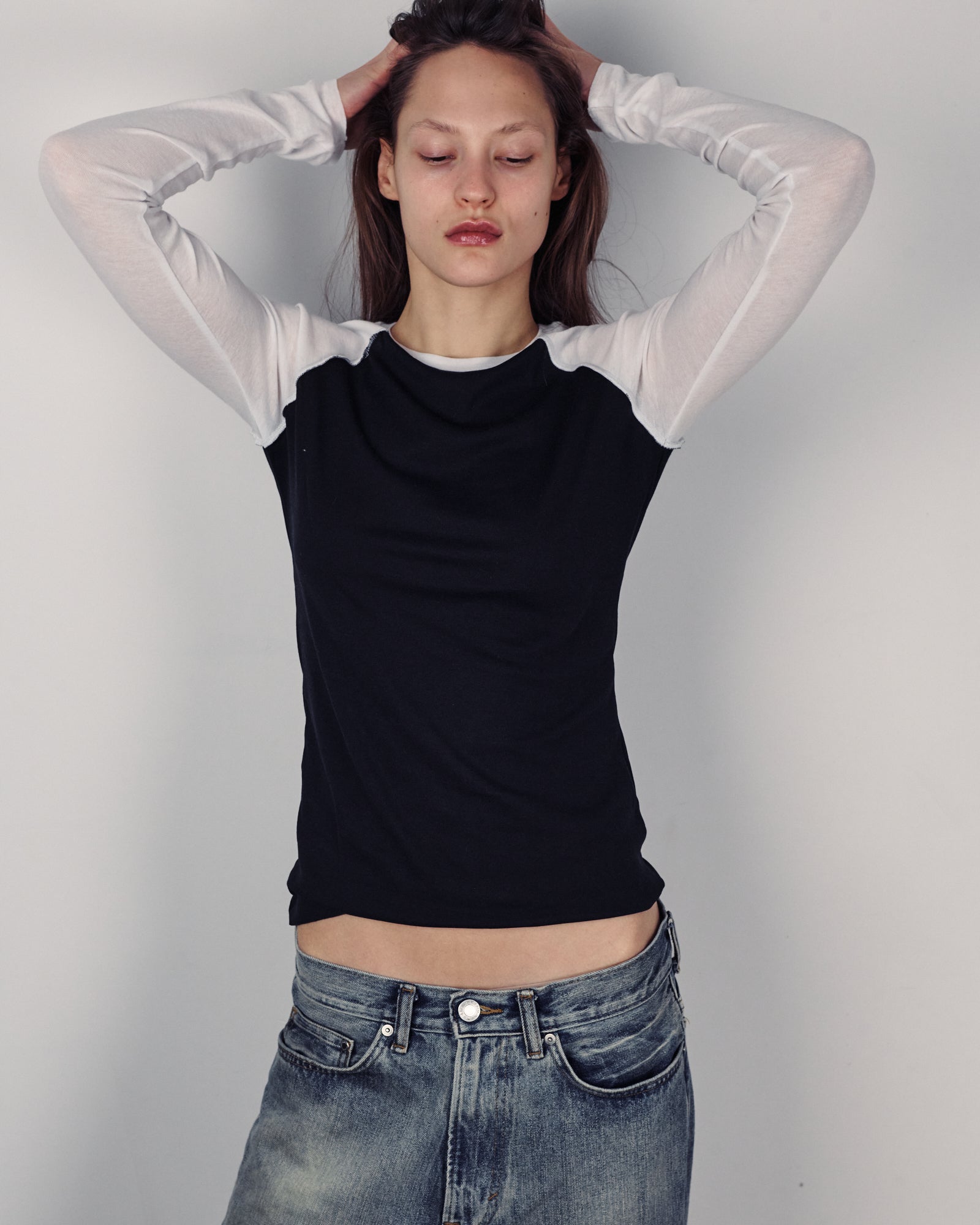 LIONA BLACK & WHITE TEE