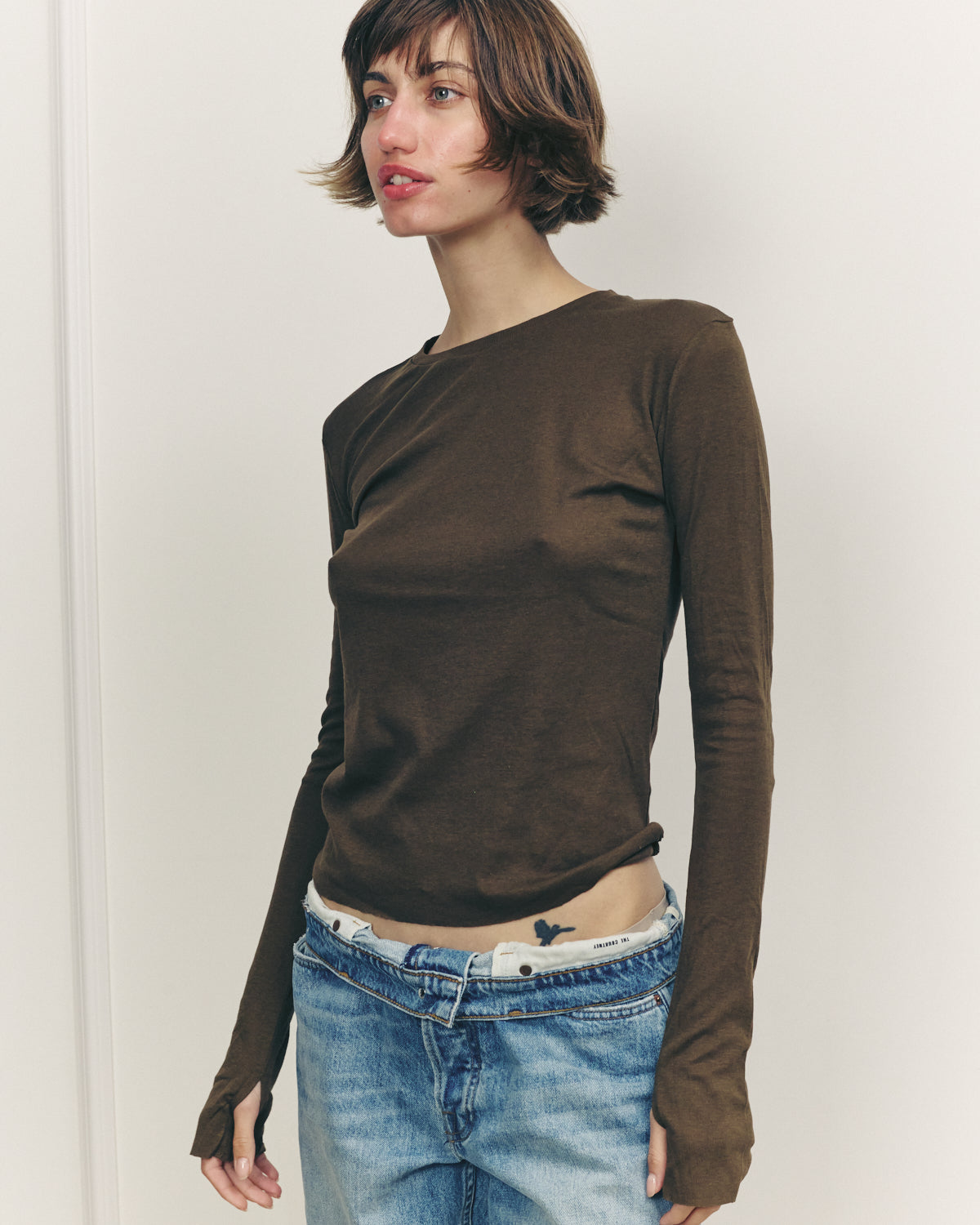 DANIELLA TEE SMOKY BROWN