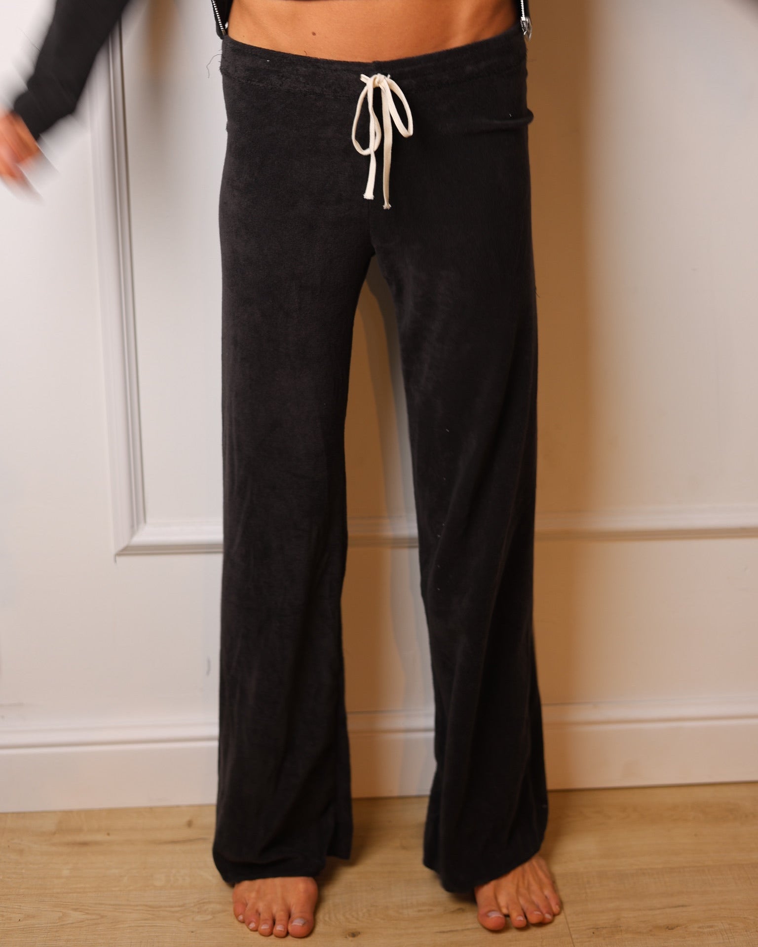LEA PANTS EASY BLACK