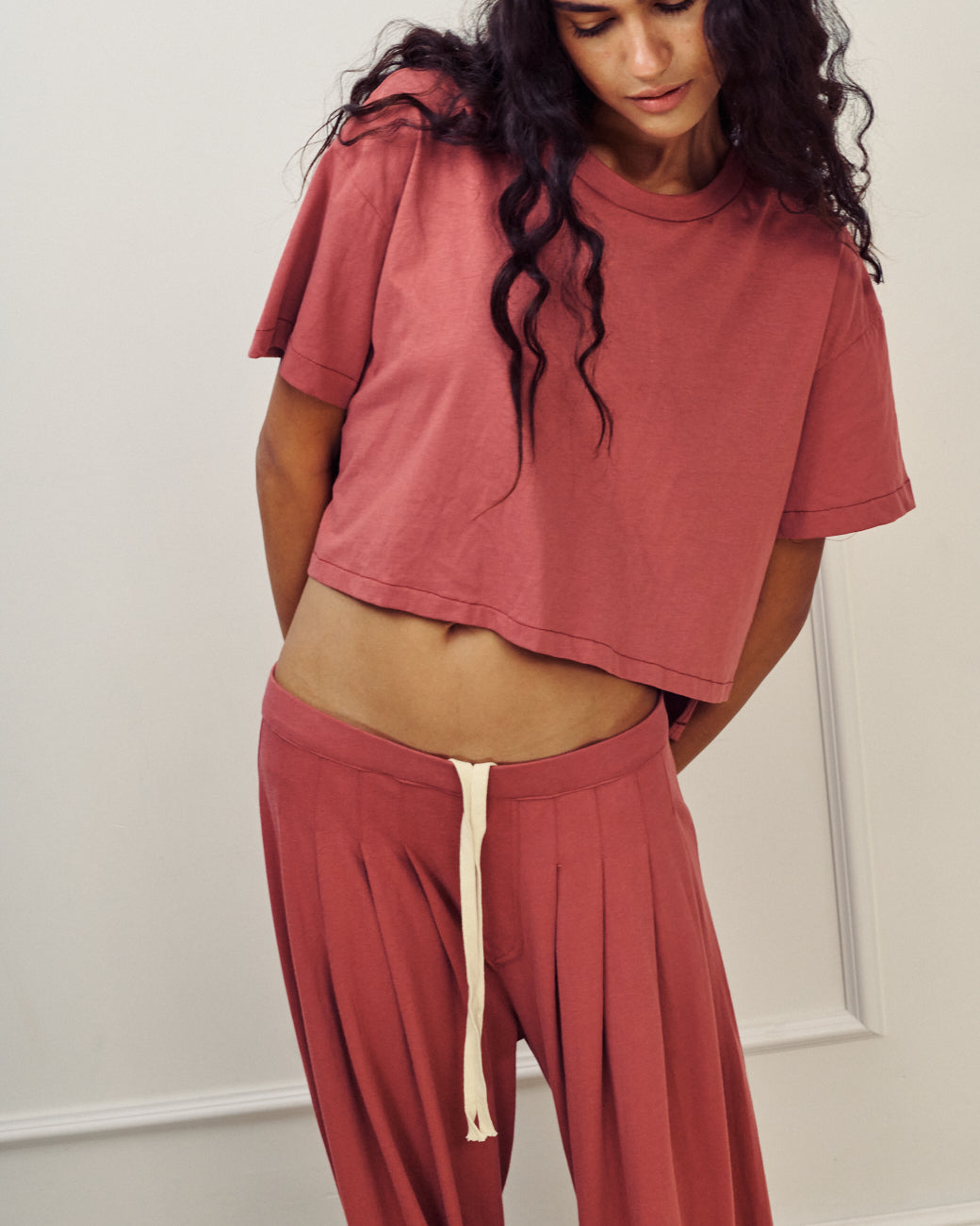 ESTER DESERT RED CROP