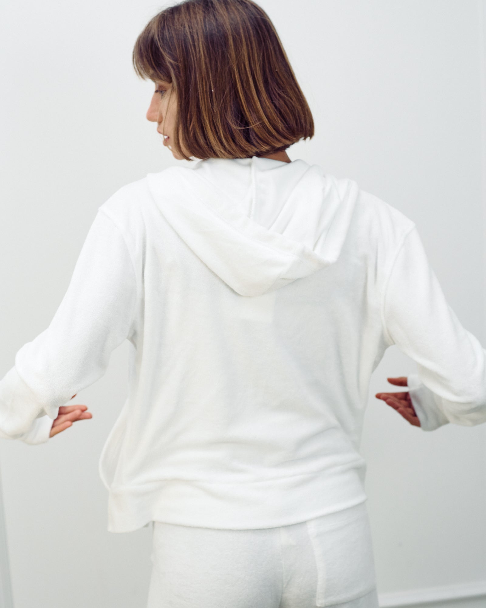 DANIEL ZIP UP WHITE