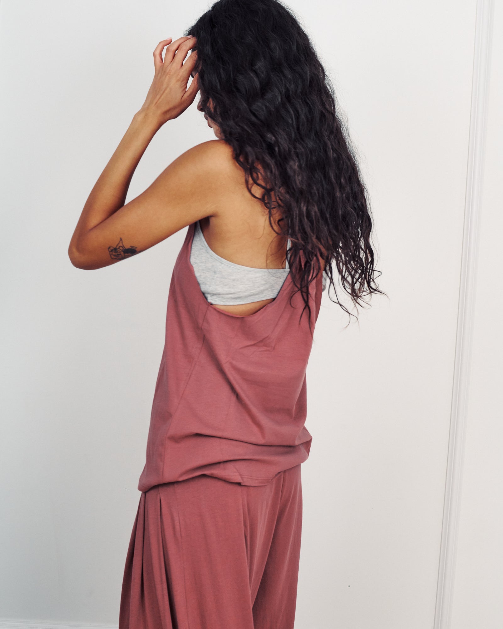 ELENORE TANK DESERT RED