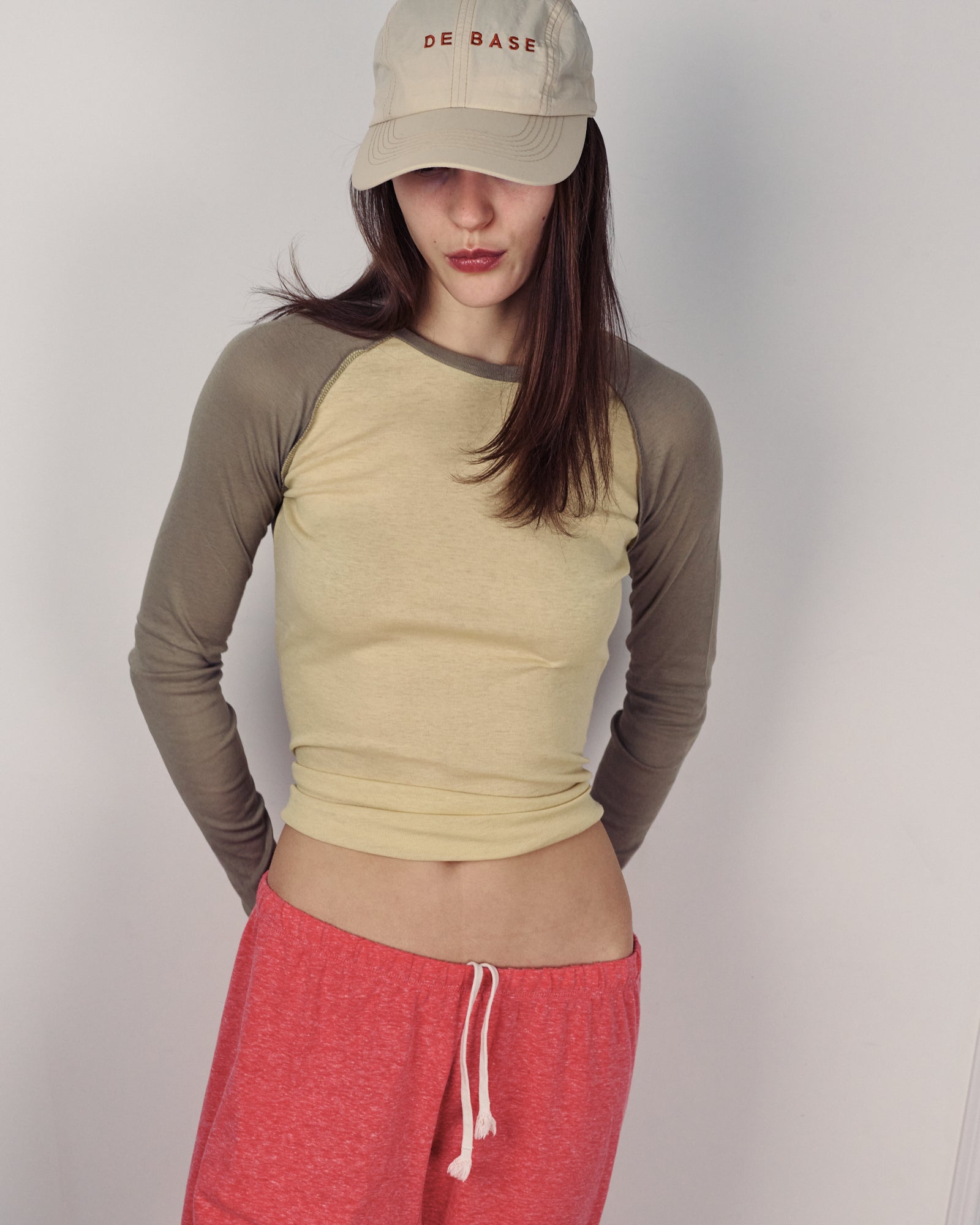 LIONA TEE BUTTER & TAUPE