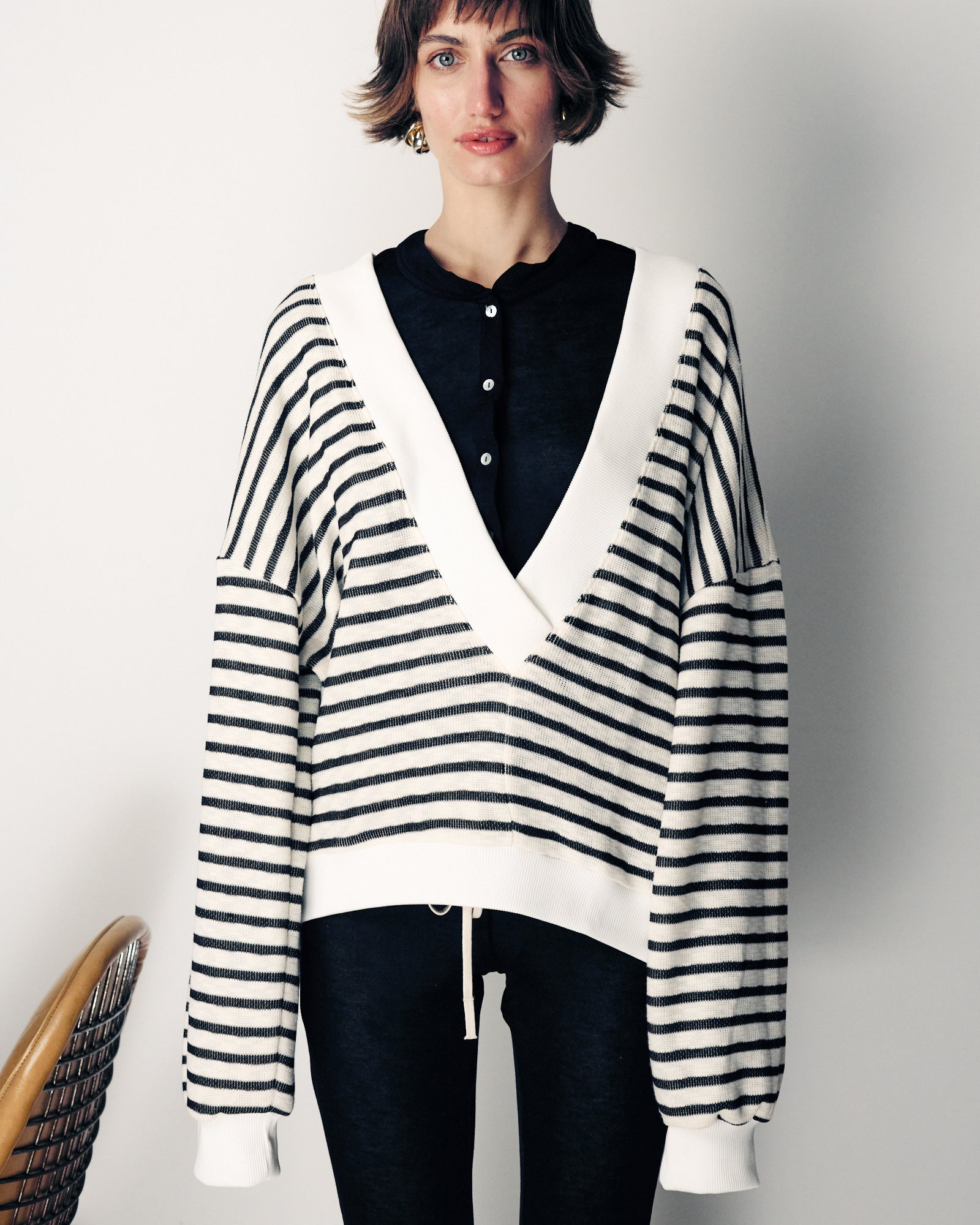 GUY BLACK SWEATSHIRT