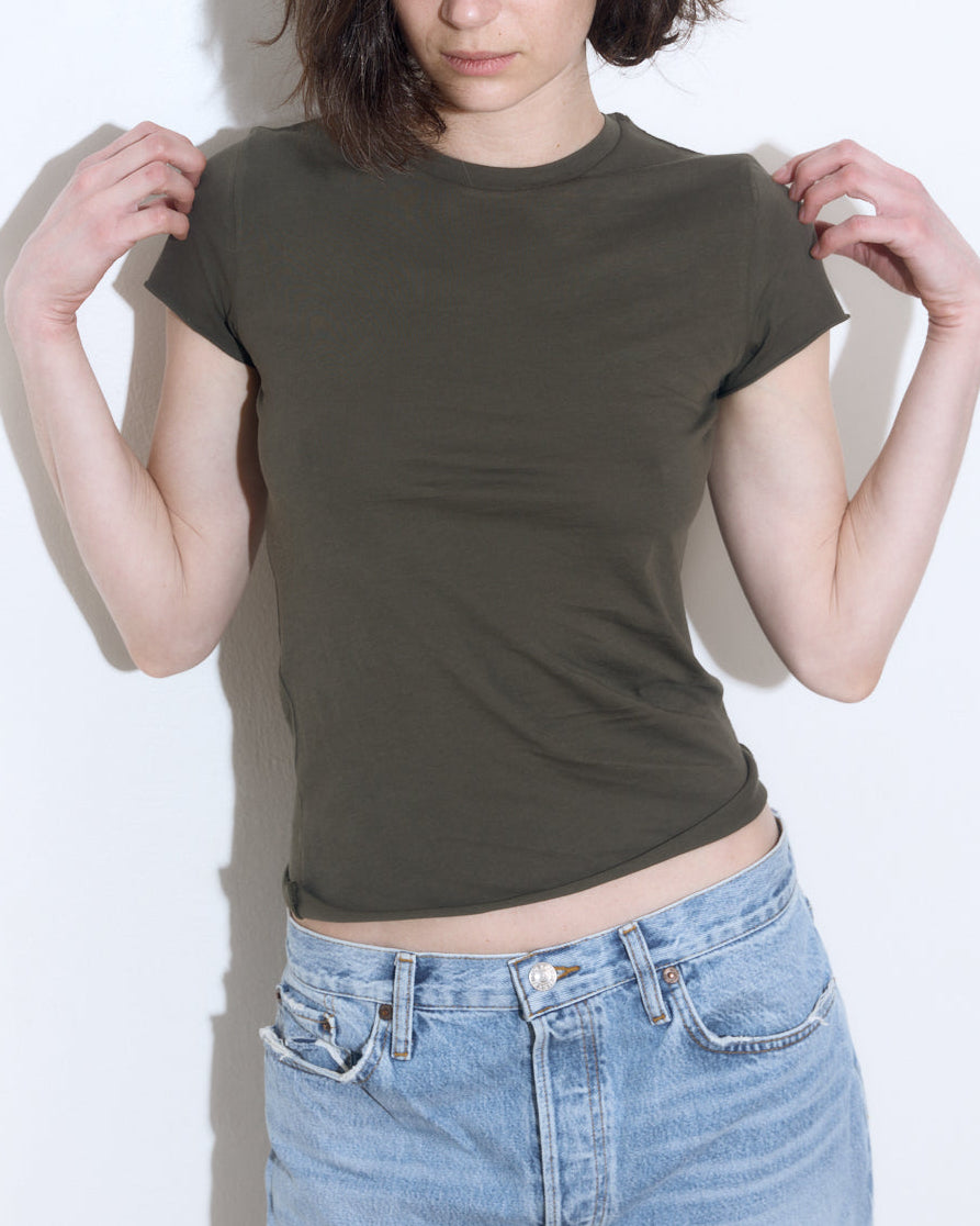 DANI TEE OLIVE GREEN