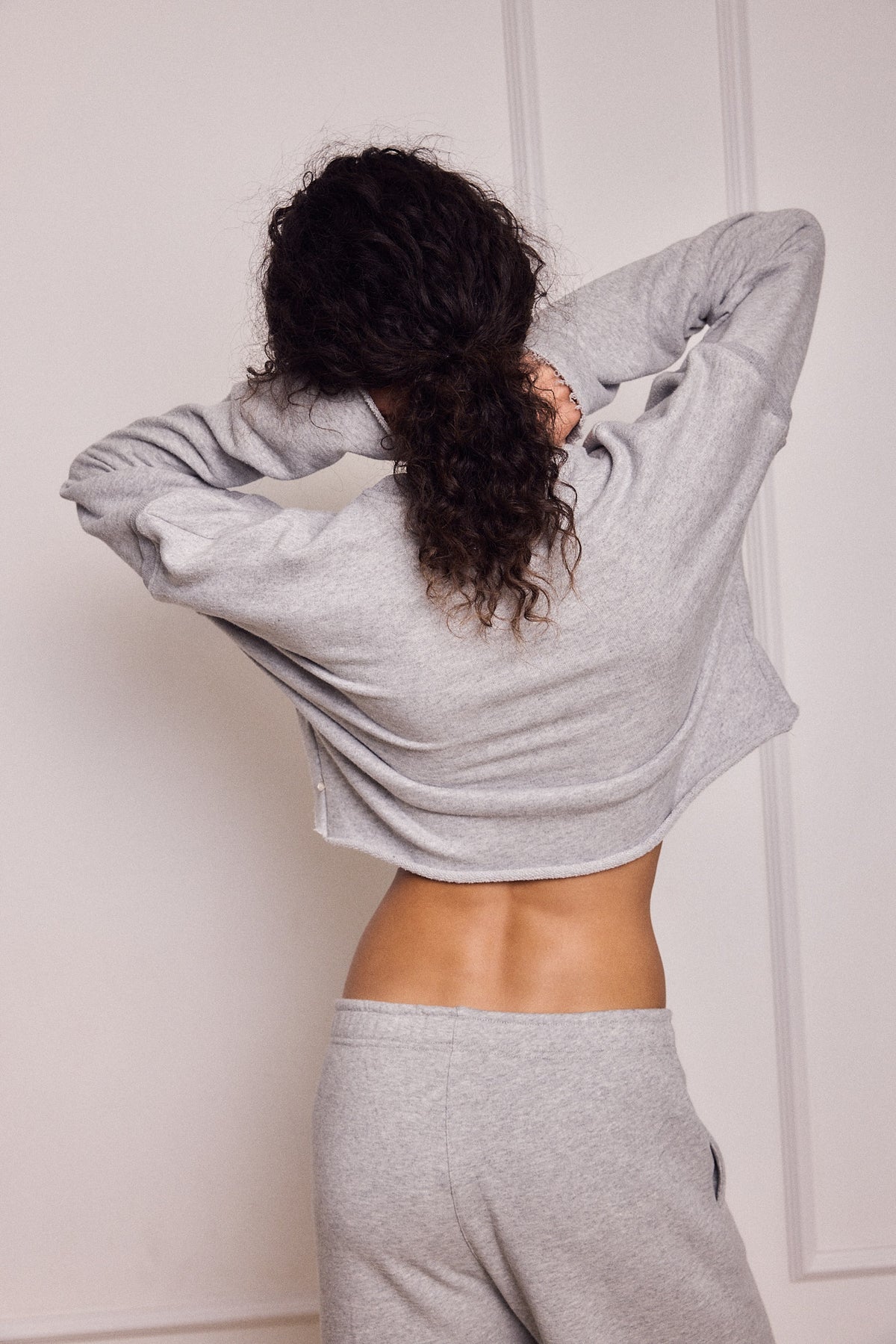 OFER TOP AMERICAN GREY