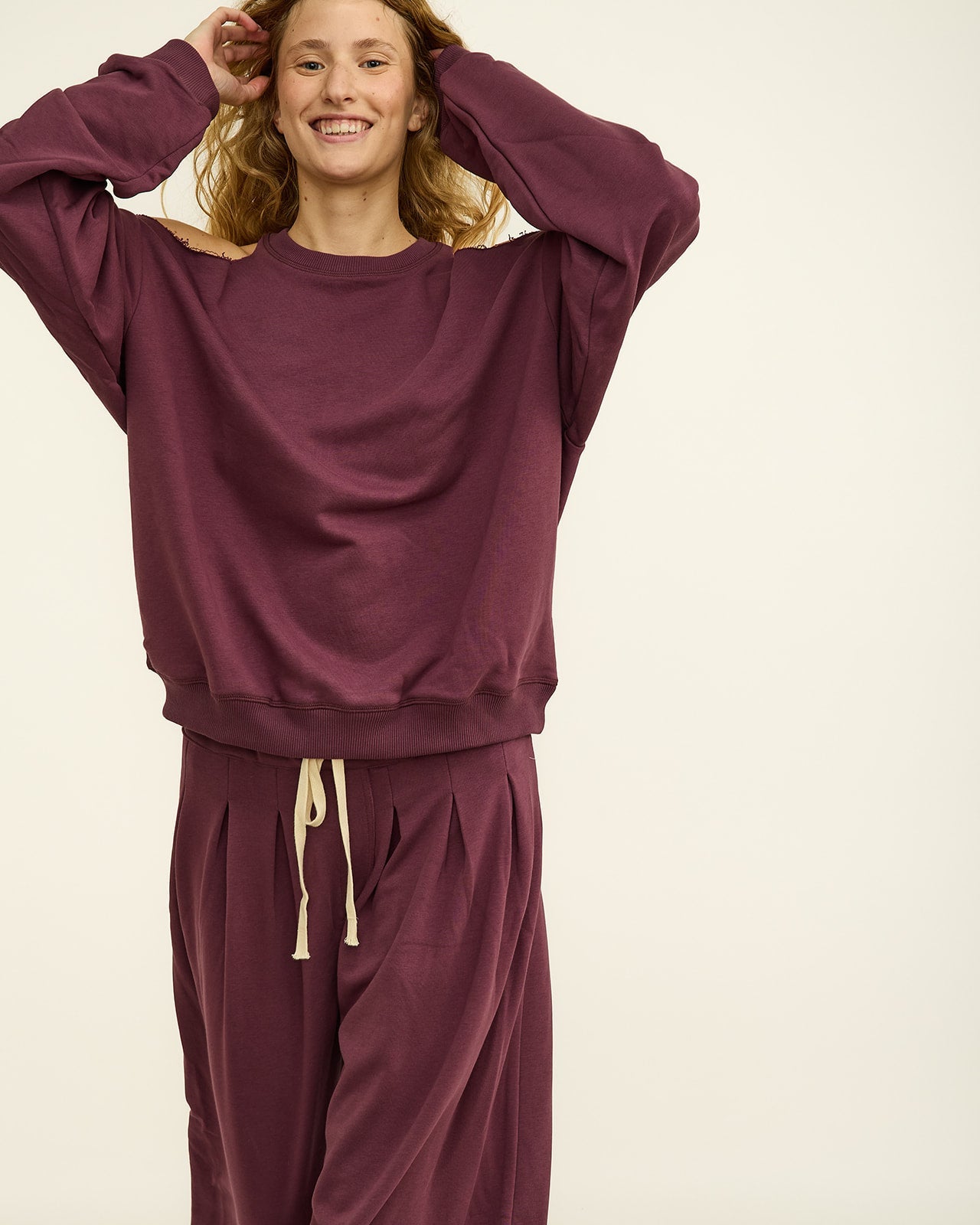 JENISE SWEATSHIRT EGGPLANT