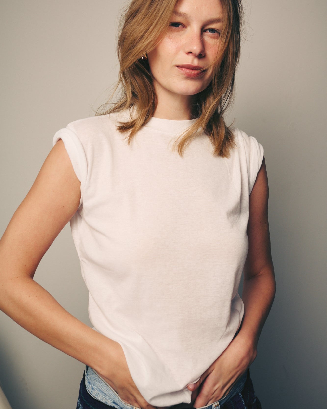 JULIE TEE WHITE