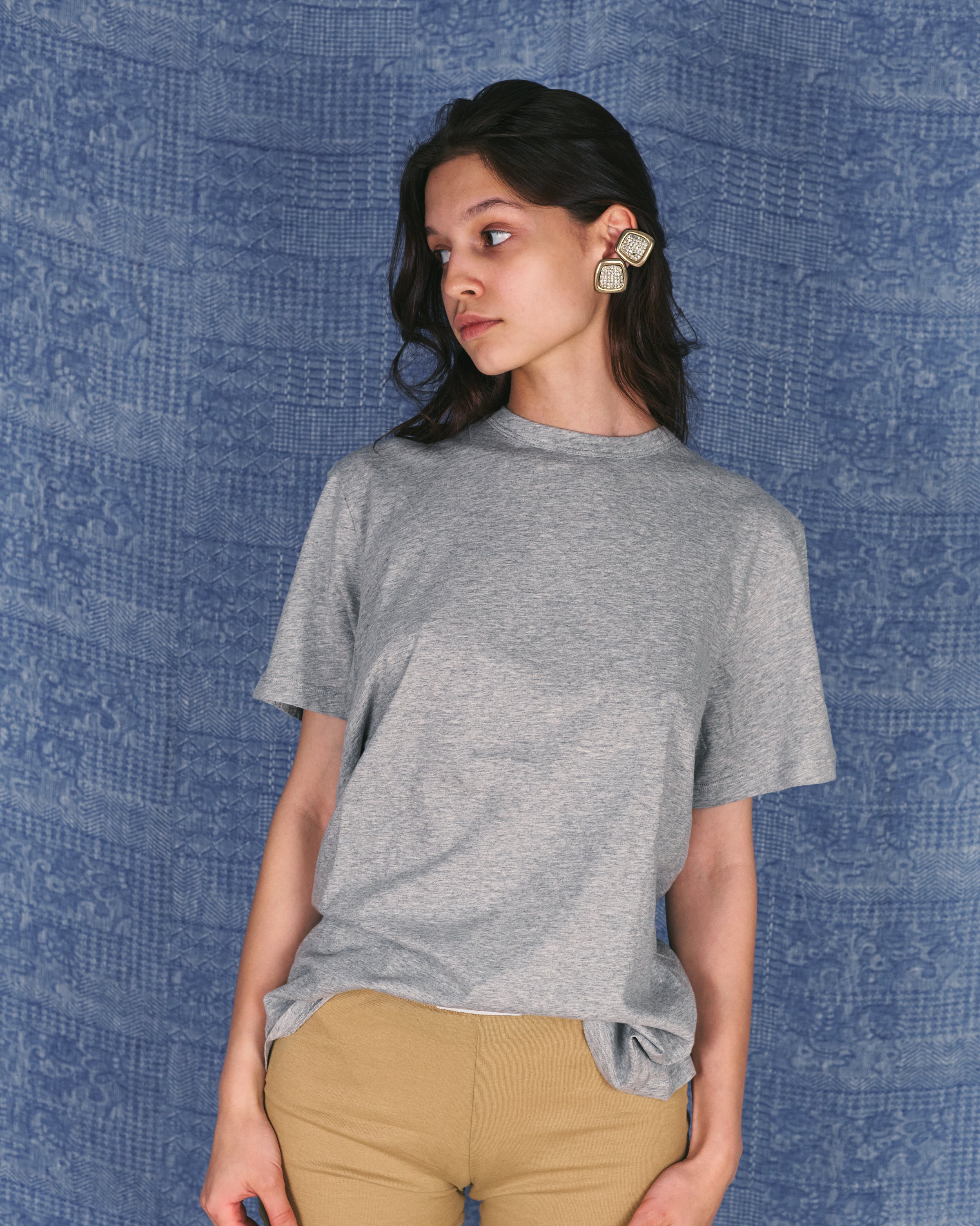 BEN UNISEX TEE AMERICAN GREY