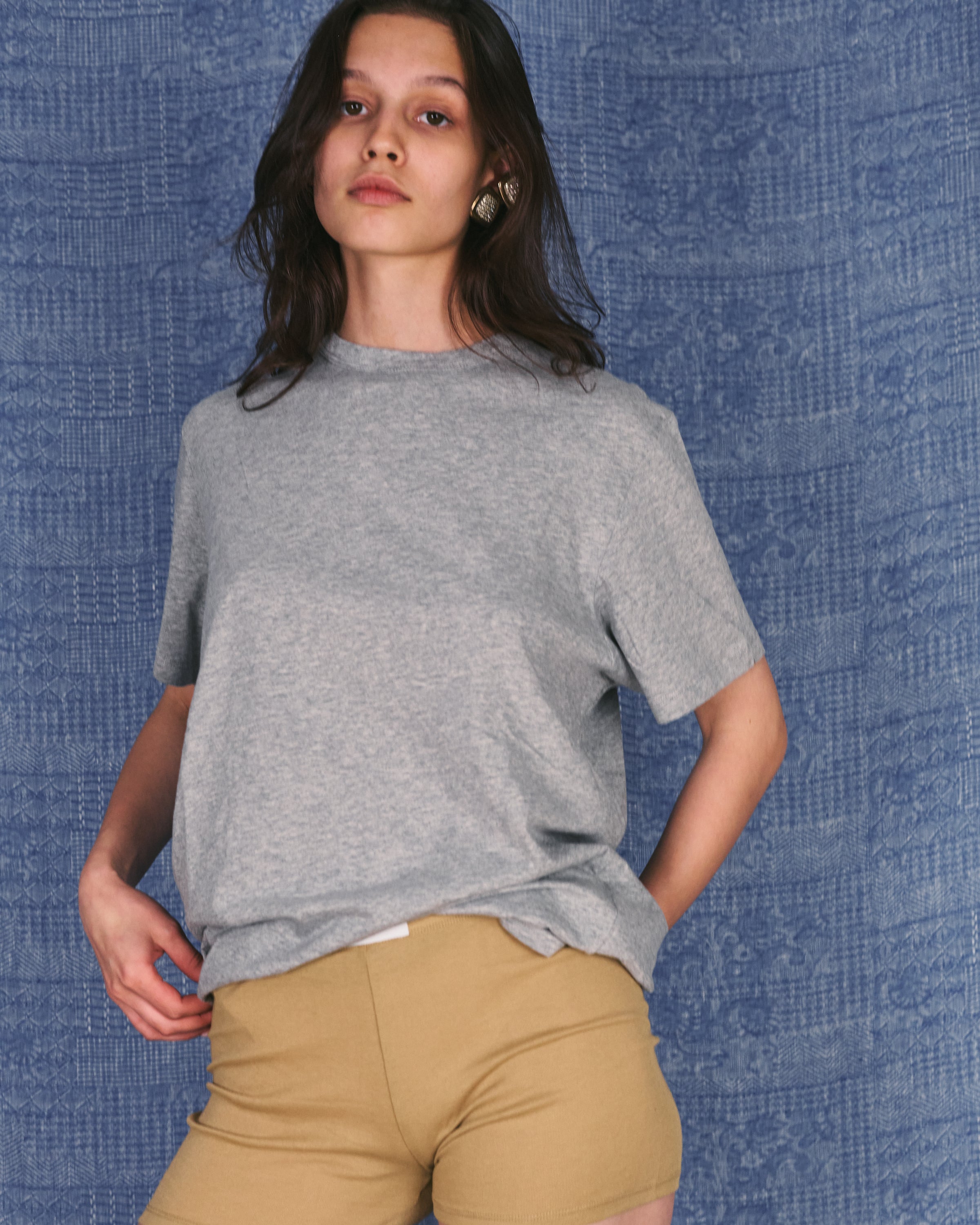 BEN UNISEX TEE AMERICAN GREY