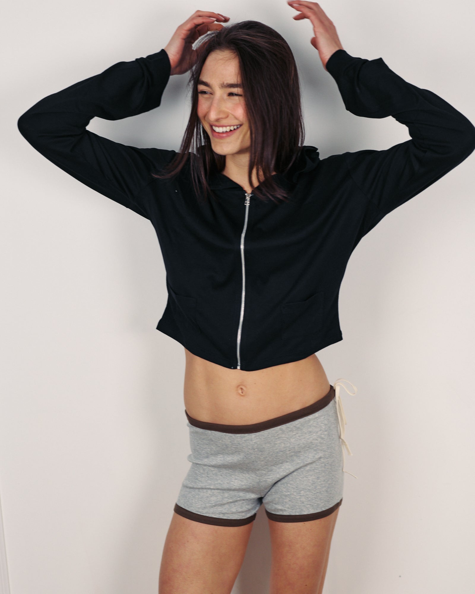LEON SHORTS CLOUD GREY