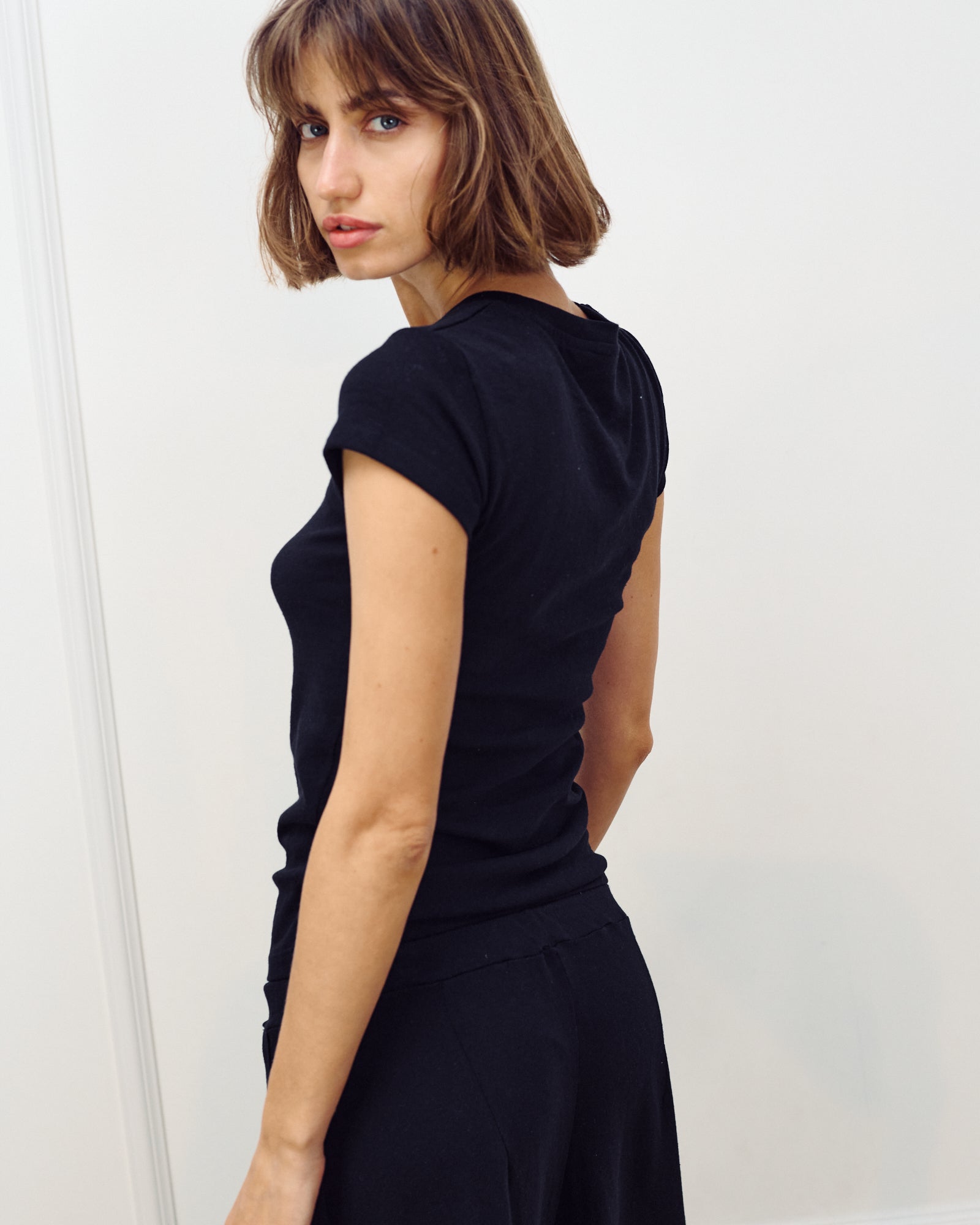 DOLLY TSHIRT BLACK