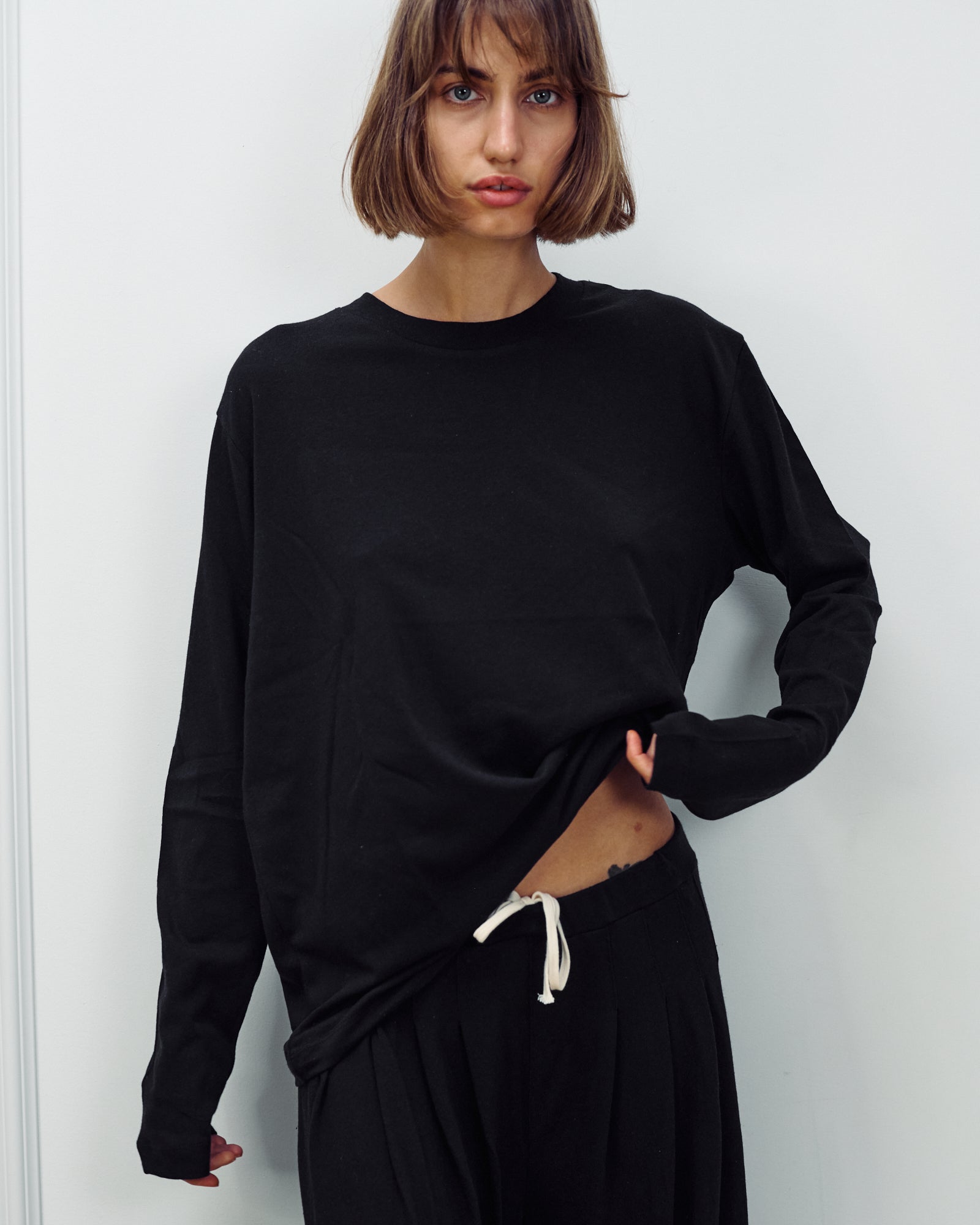 MARIOT TSHIRT BLACK