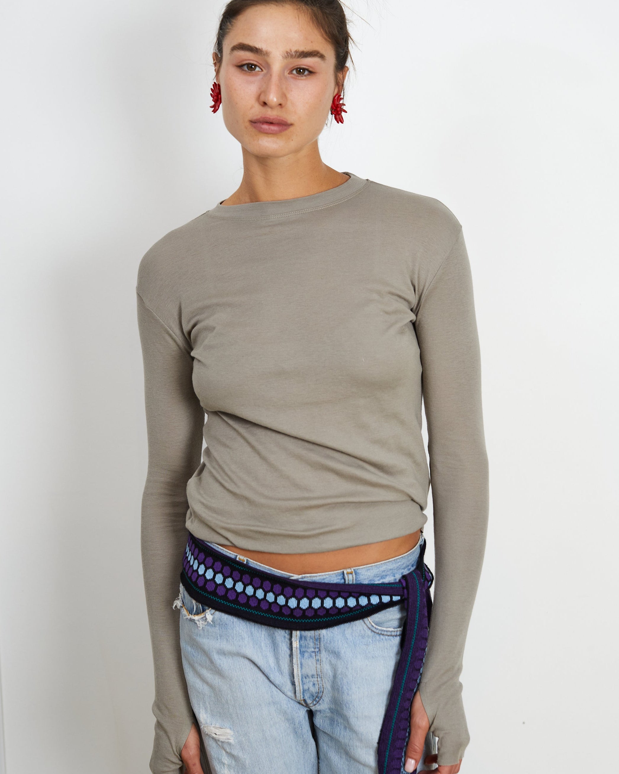 MILA TEE CHELSEA GREY