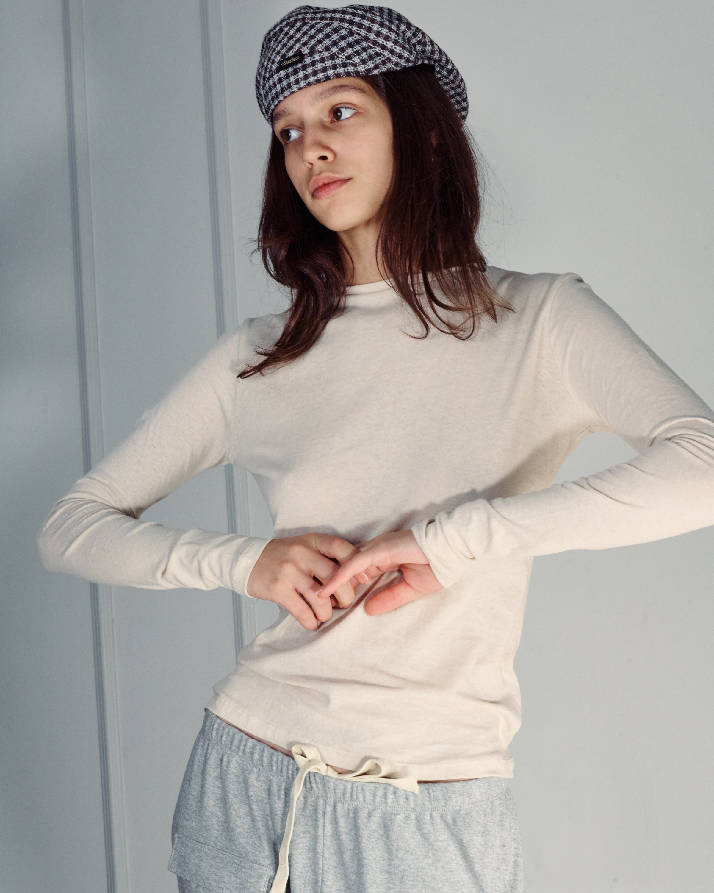 JULIA TEE BEIGE