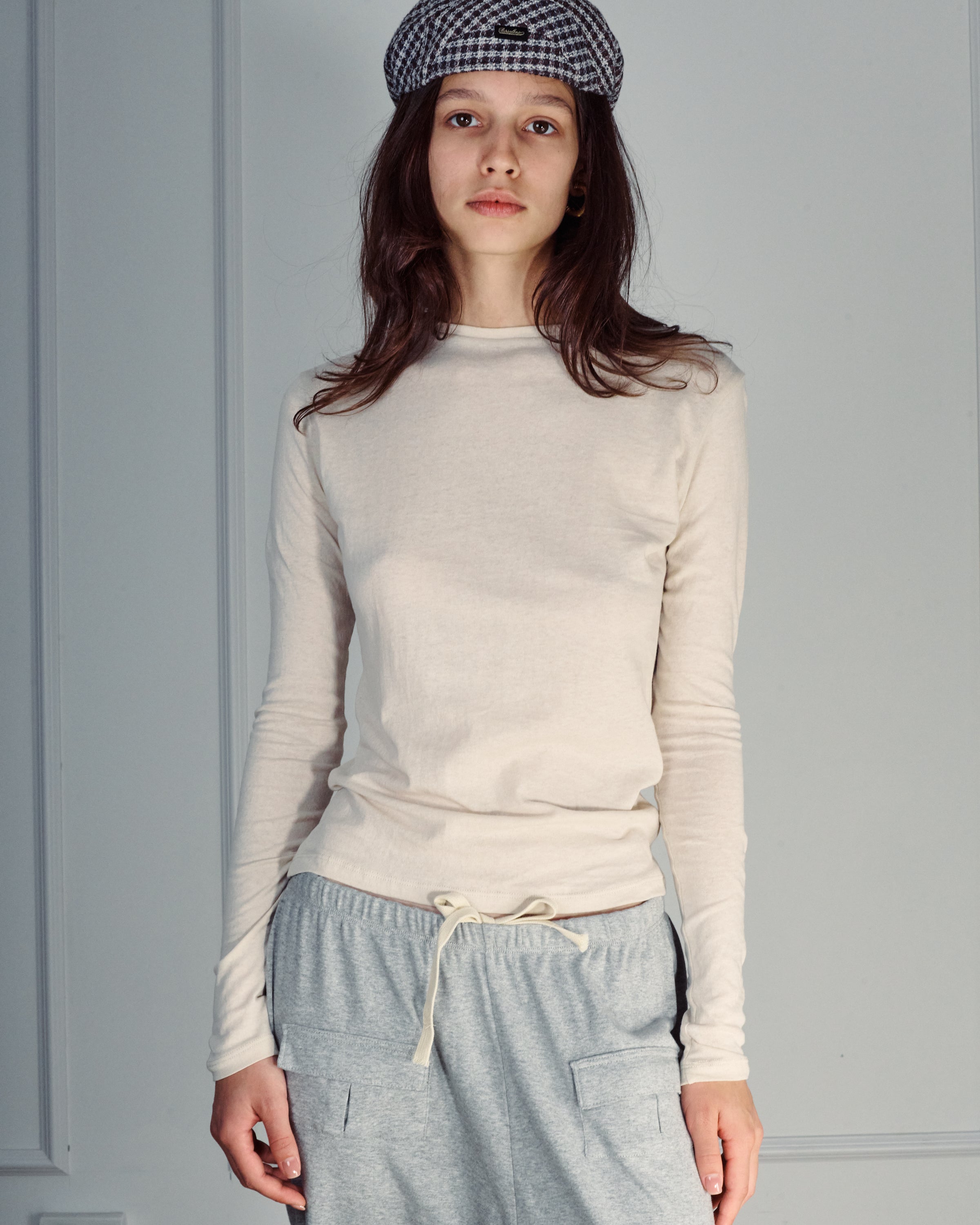 JULIA TEE BEIGE