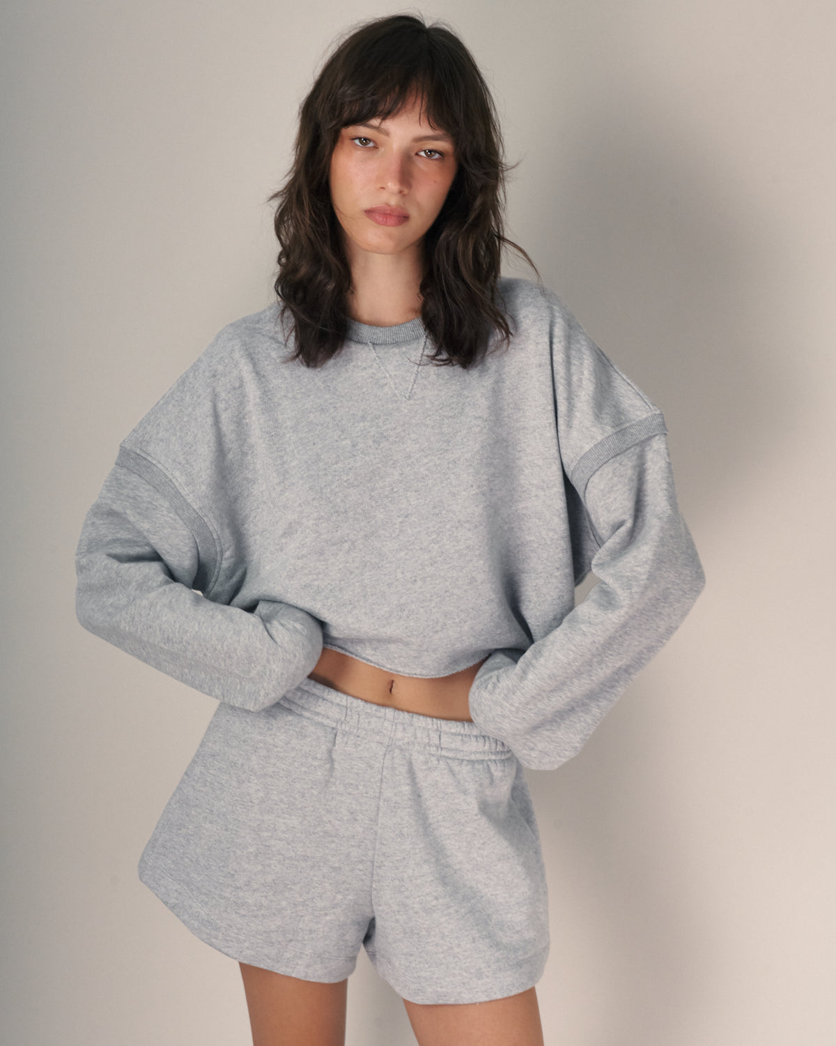OFER TOP AMERICAN GREY