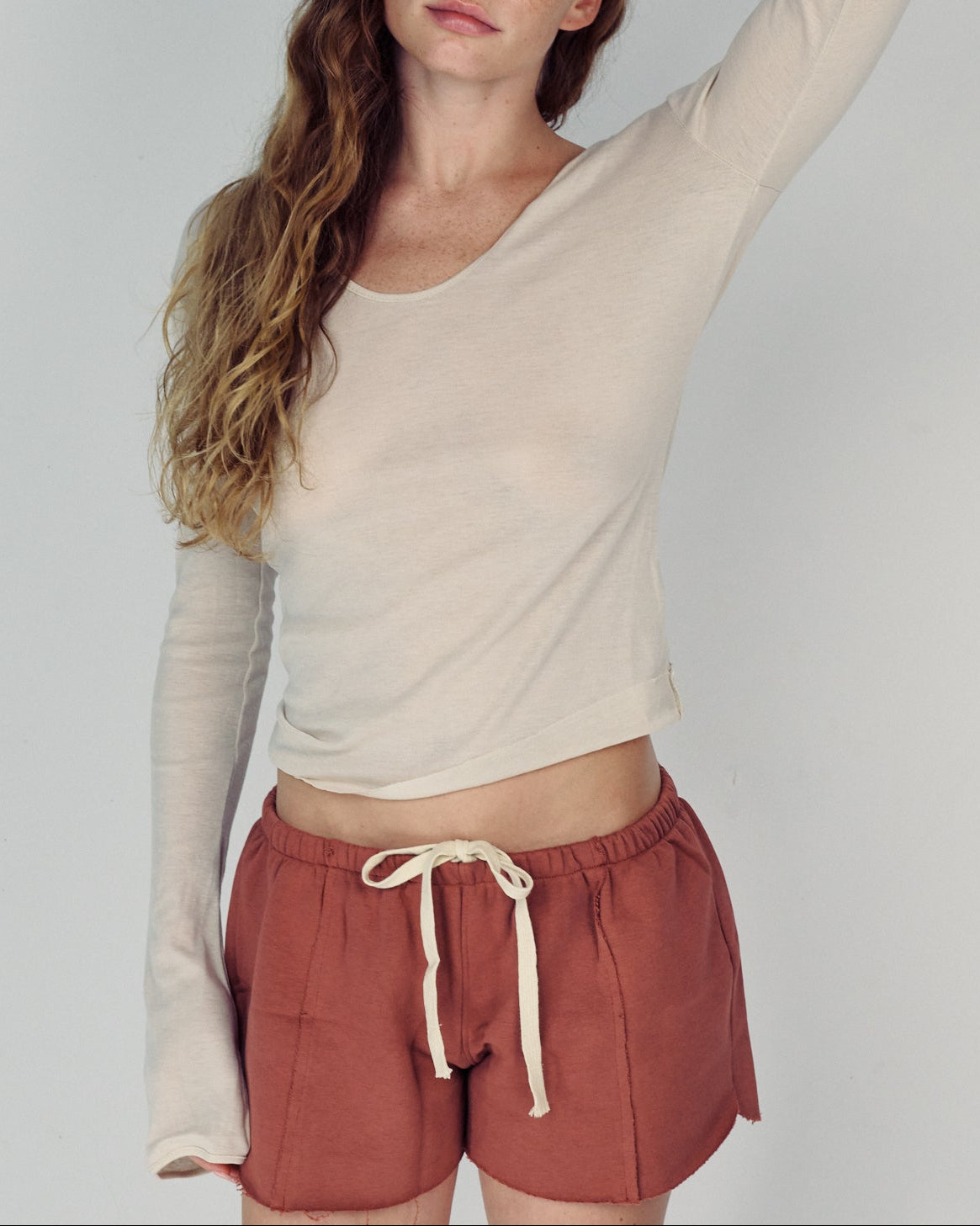 ARI SHORTS BLUSH TAUPE