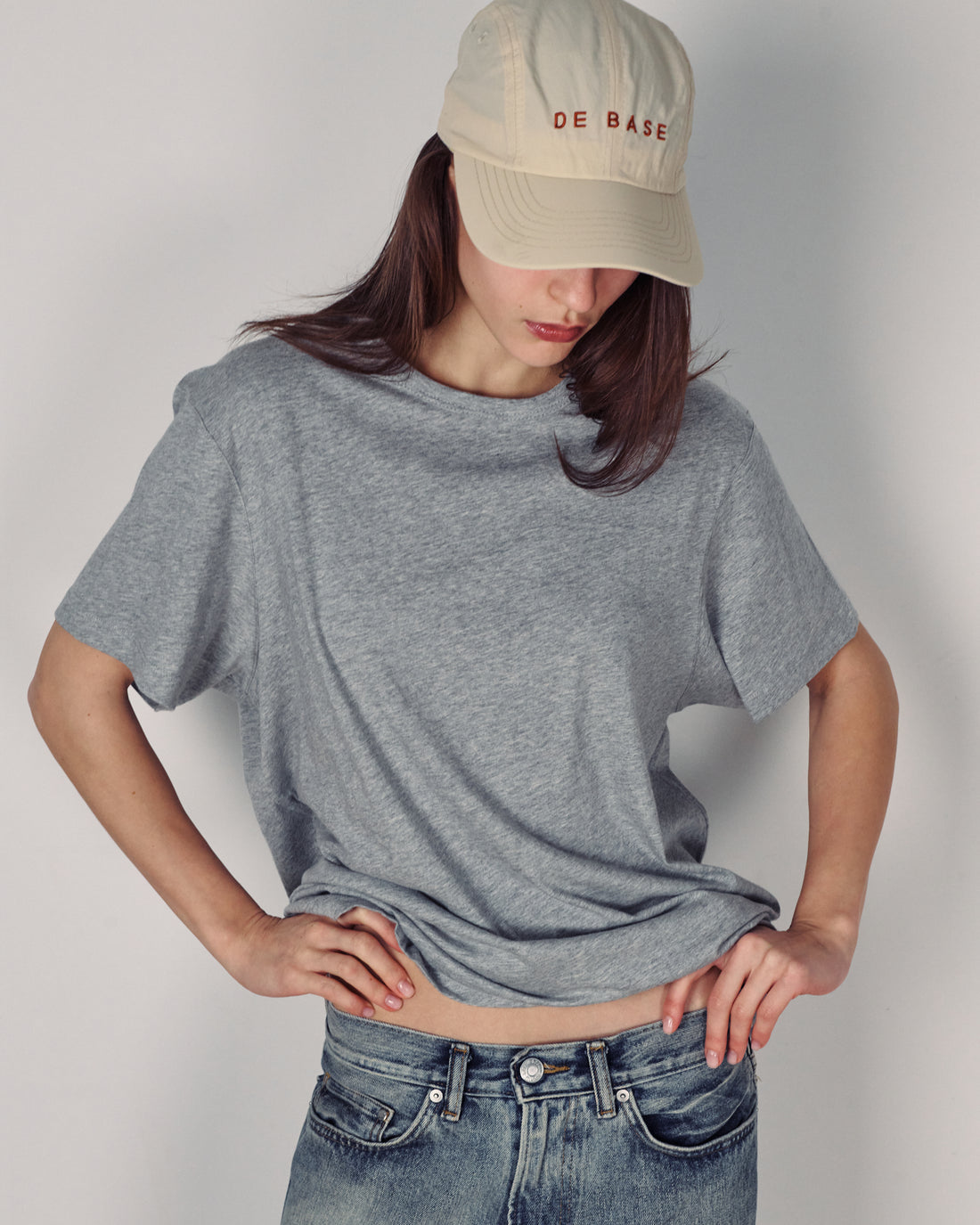 BEN UNISEX TEE AMERICAN GREY