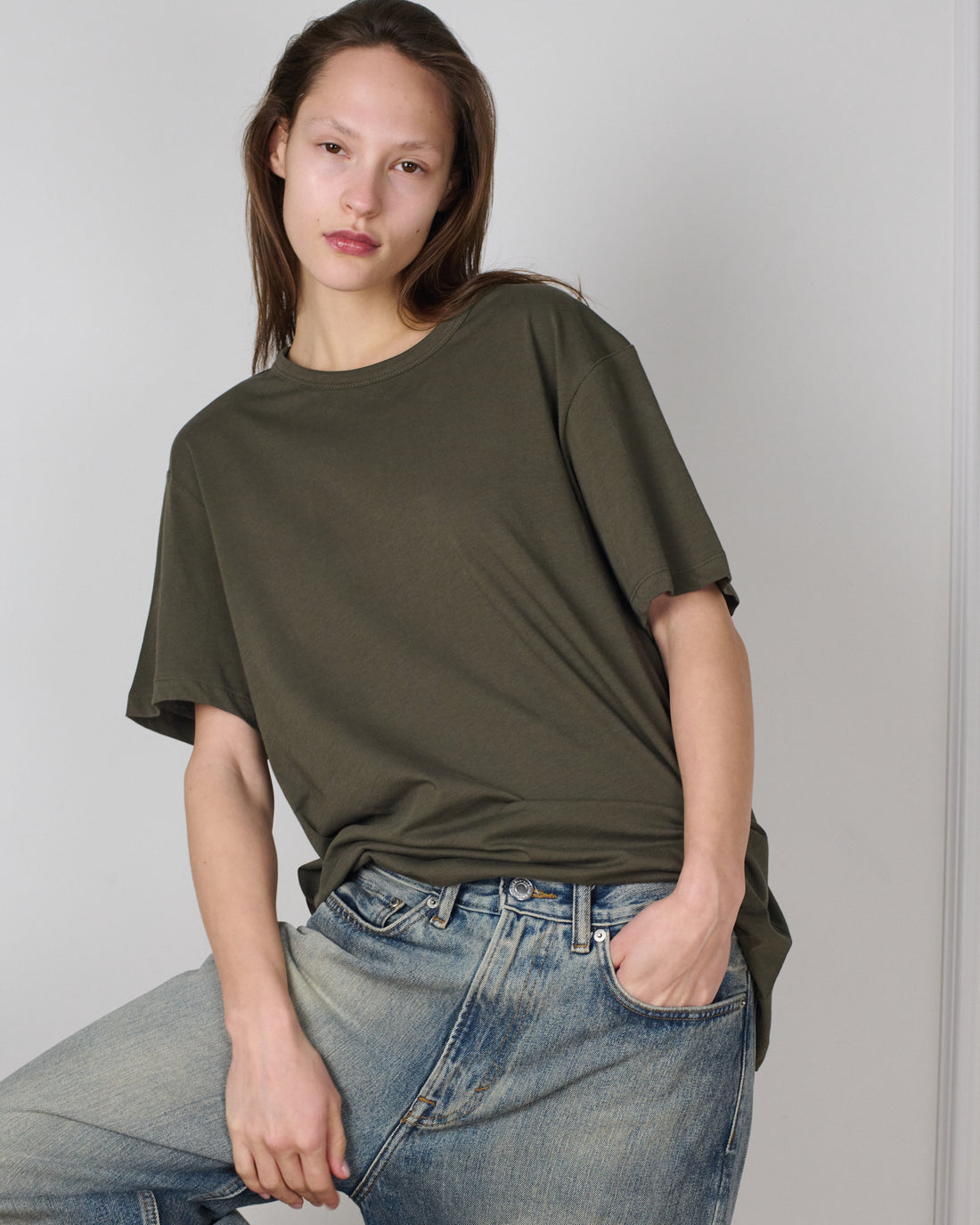 BEN UNISEX TEE OLIVE