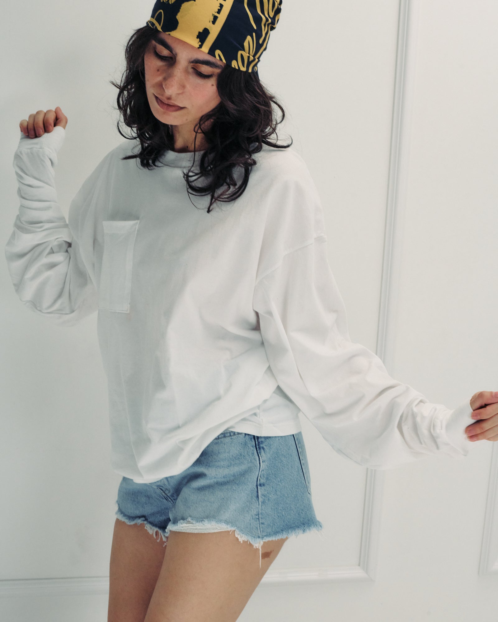 ALICE WHITE LONG SLEEVES