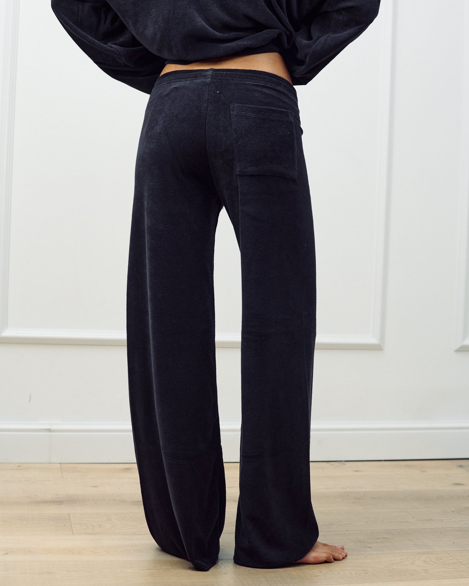 LEA PANTS EASY BLACK
