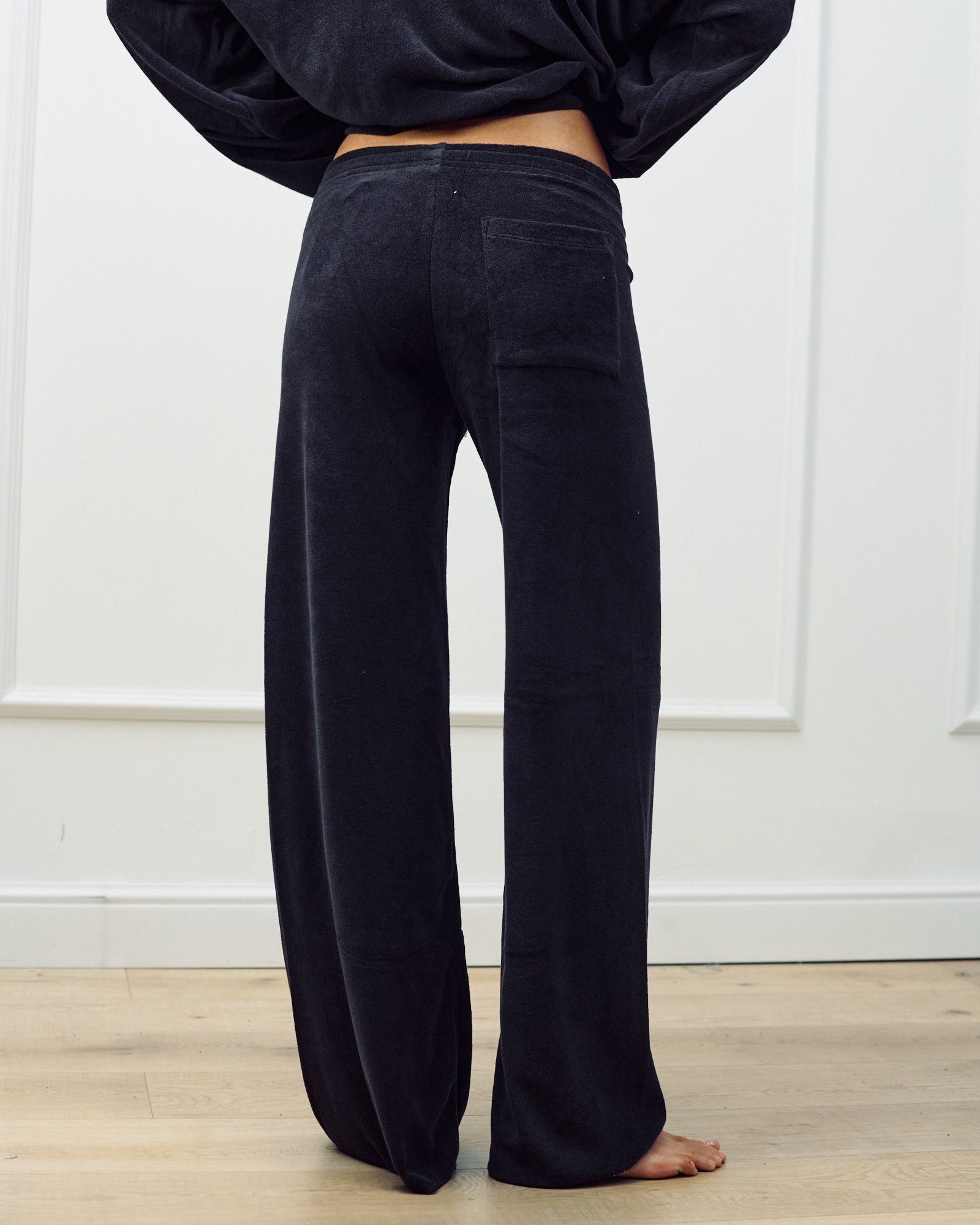 LEA PANTS EASY BLACK