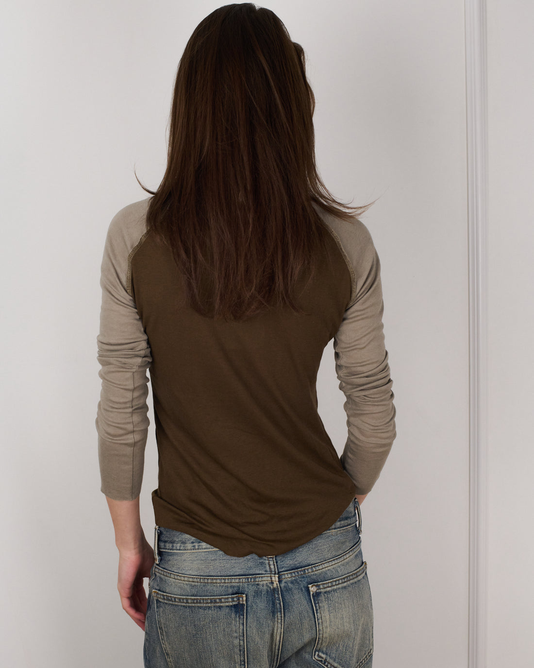 LIONA SMOKY BROWN &amp; GREY TEE