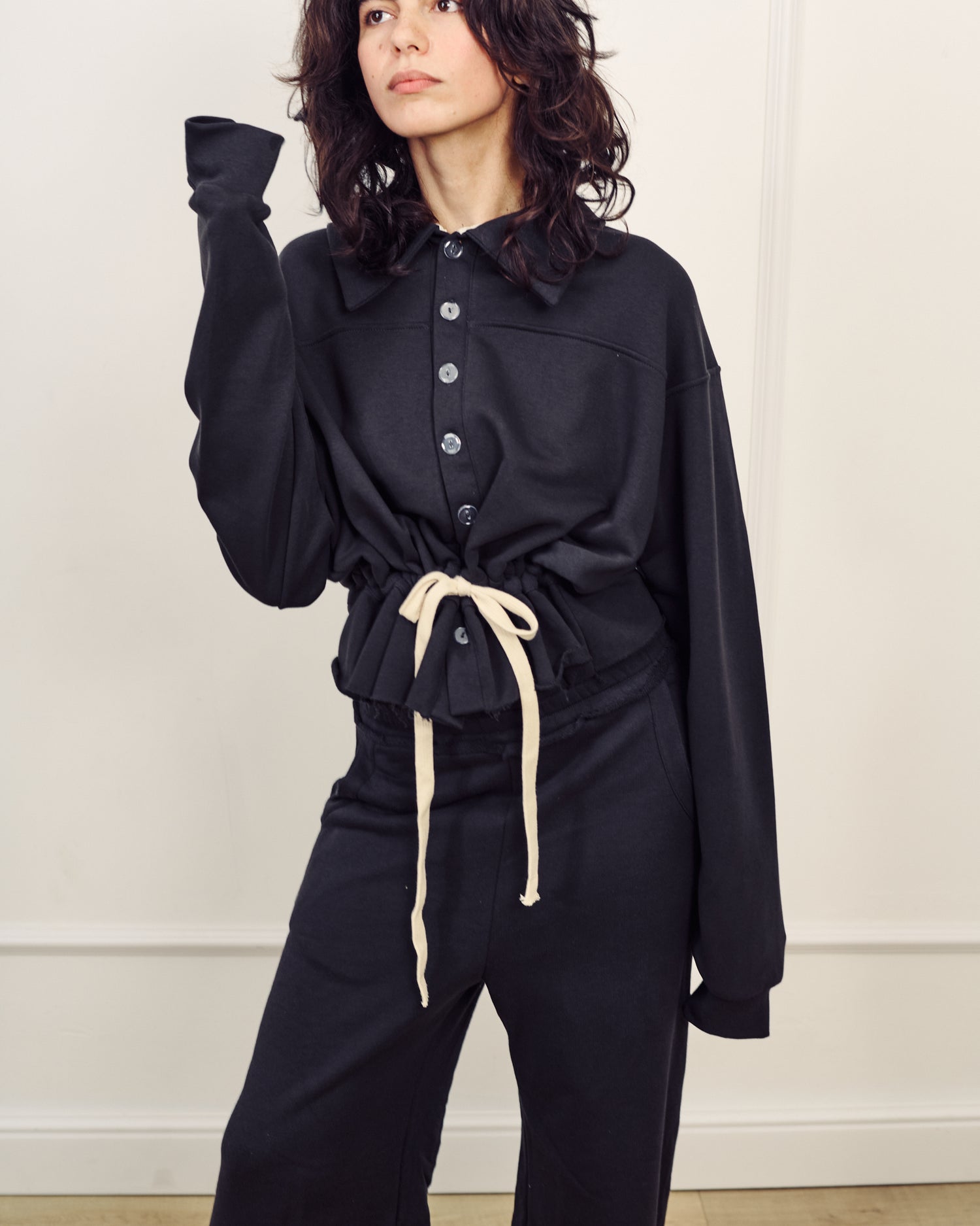 VIVIAN EASY BLACK JACKET