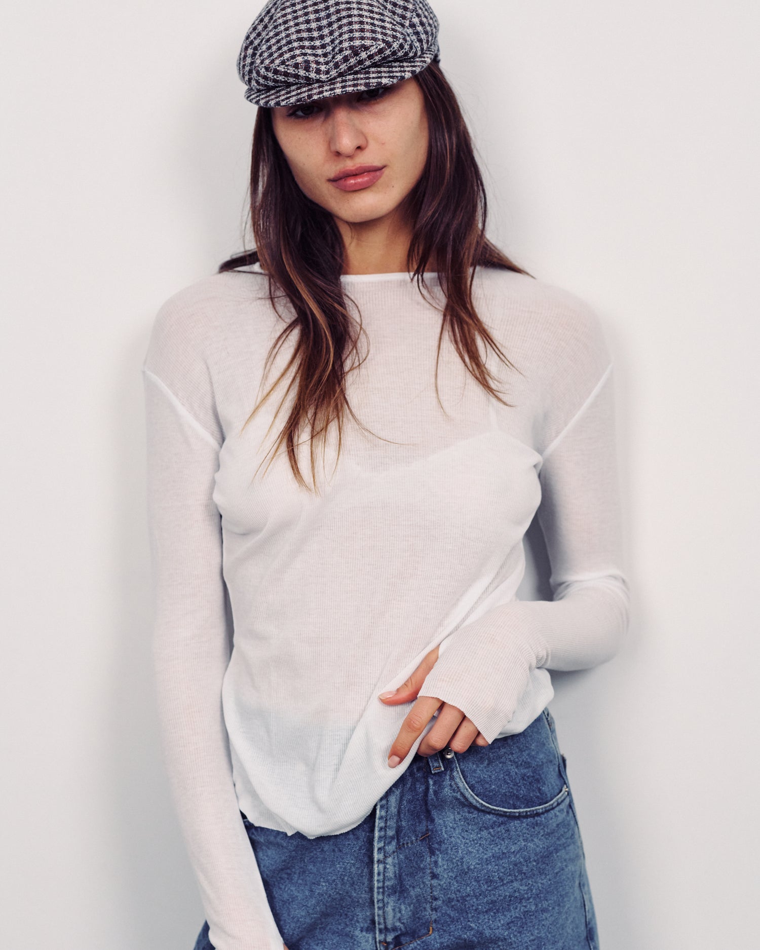 SHAKED WHITE RIB TEE