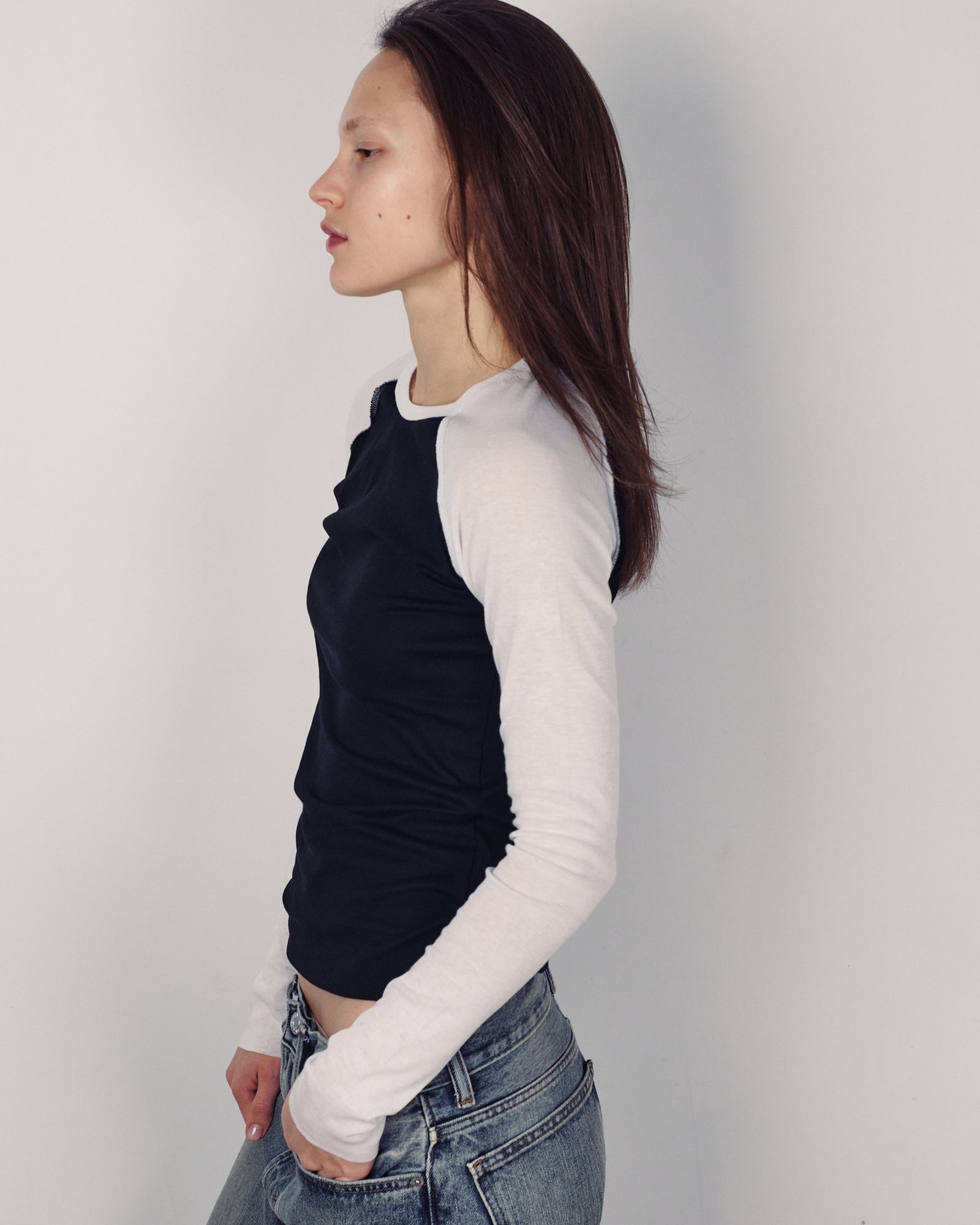 LIONA BLACK &amp; WHITE TEE