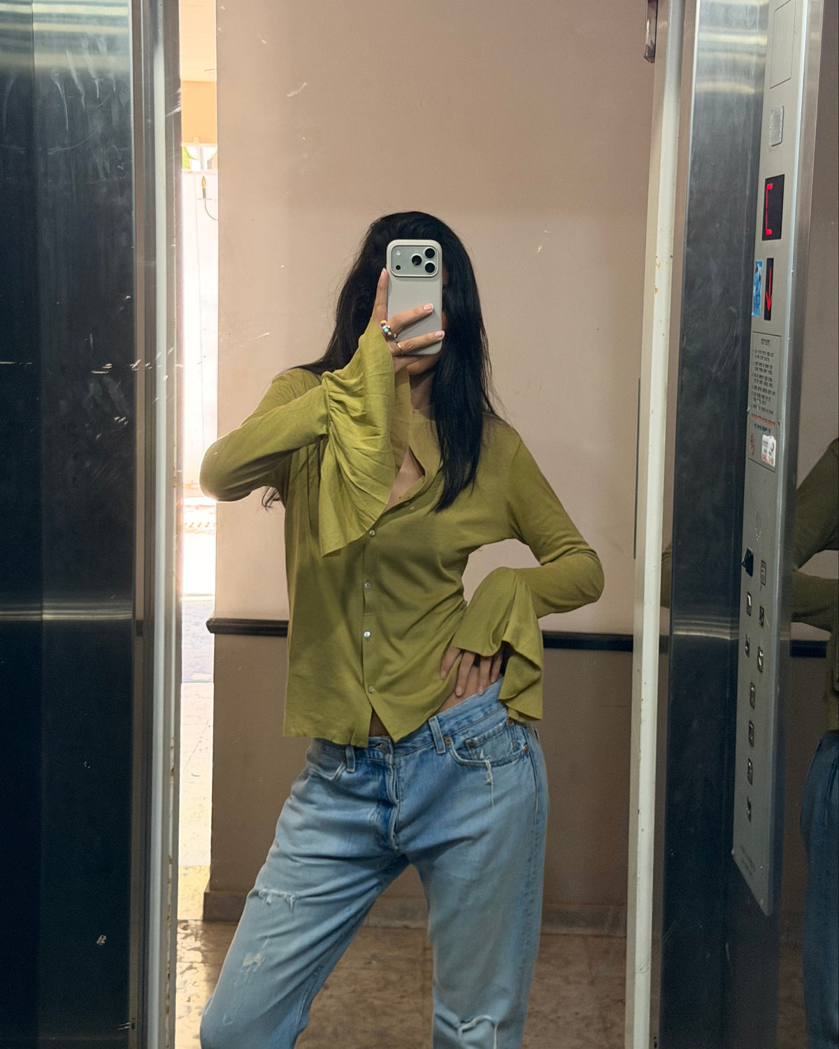 DIANA SHIRT PALE OLIVE