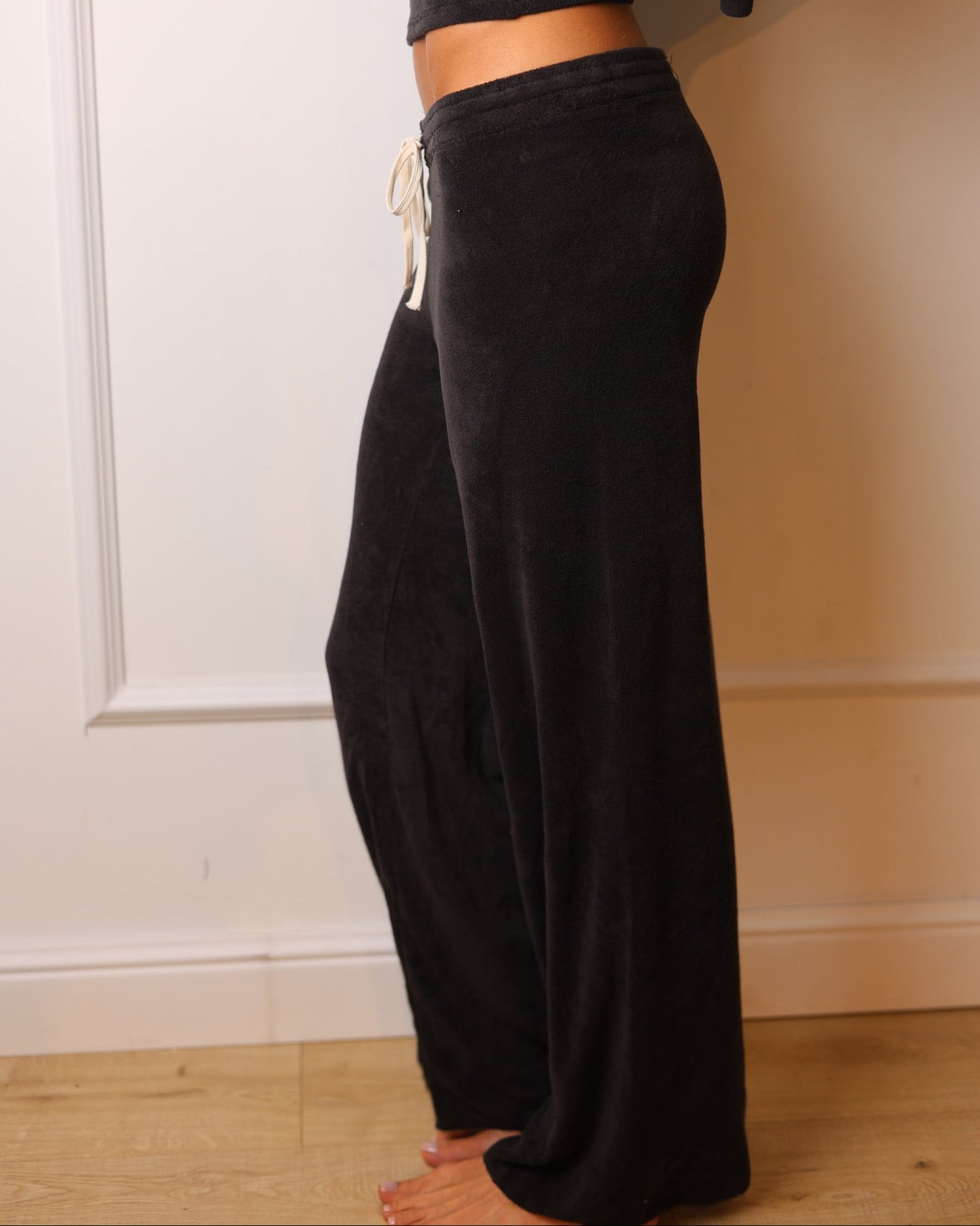 LEA PANTS EASY BLACK