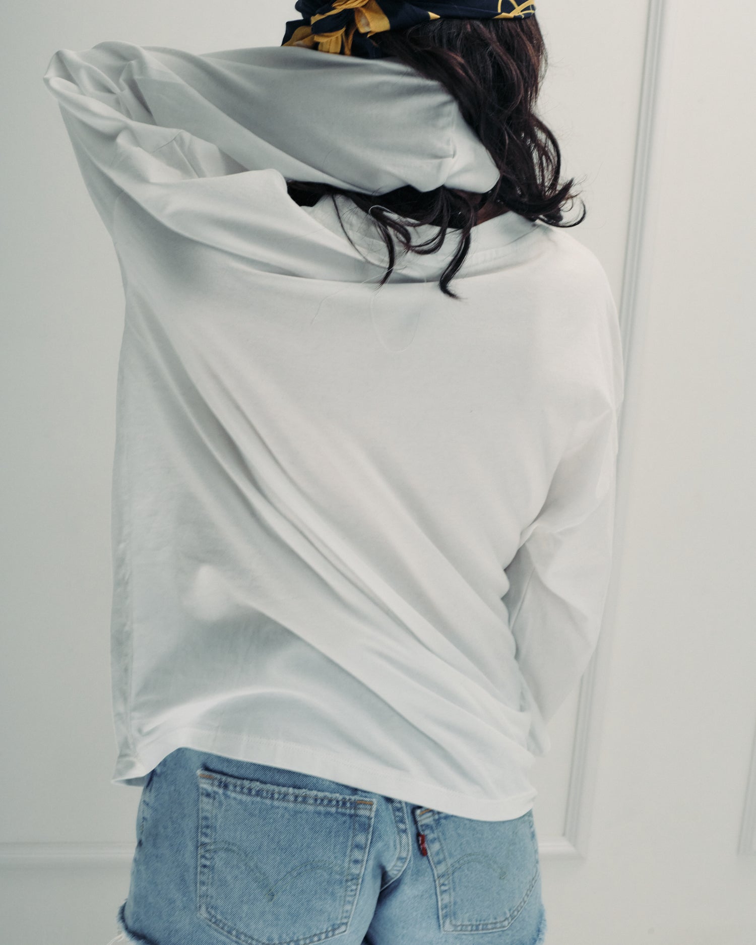 ALICE WHITE LONG SLEEVES