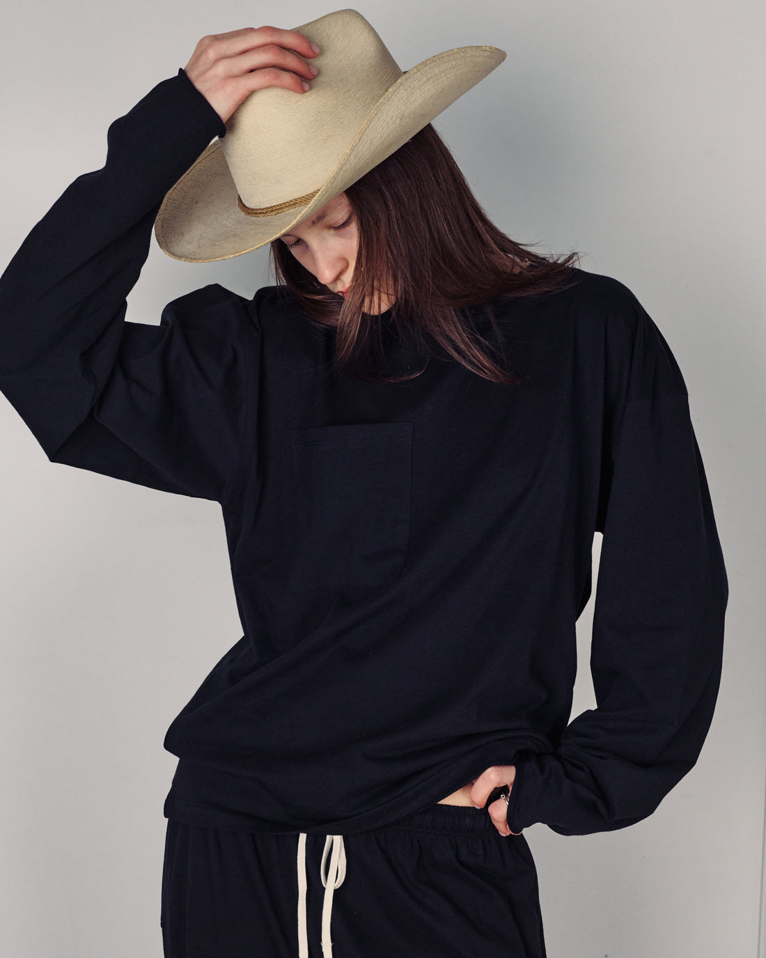 ALICE BLACK LONG SLEEVES
