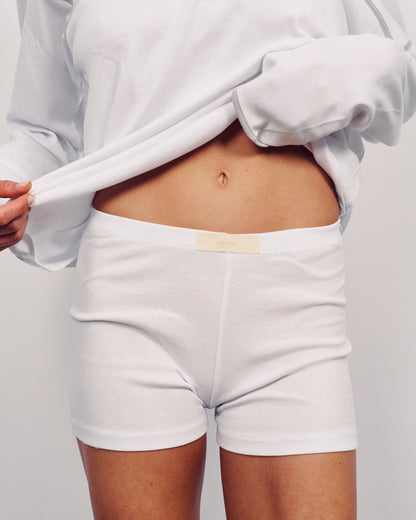BOEY CLOUD WHITE SHORTS