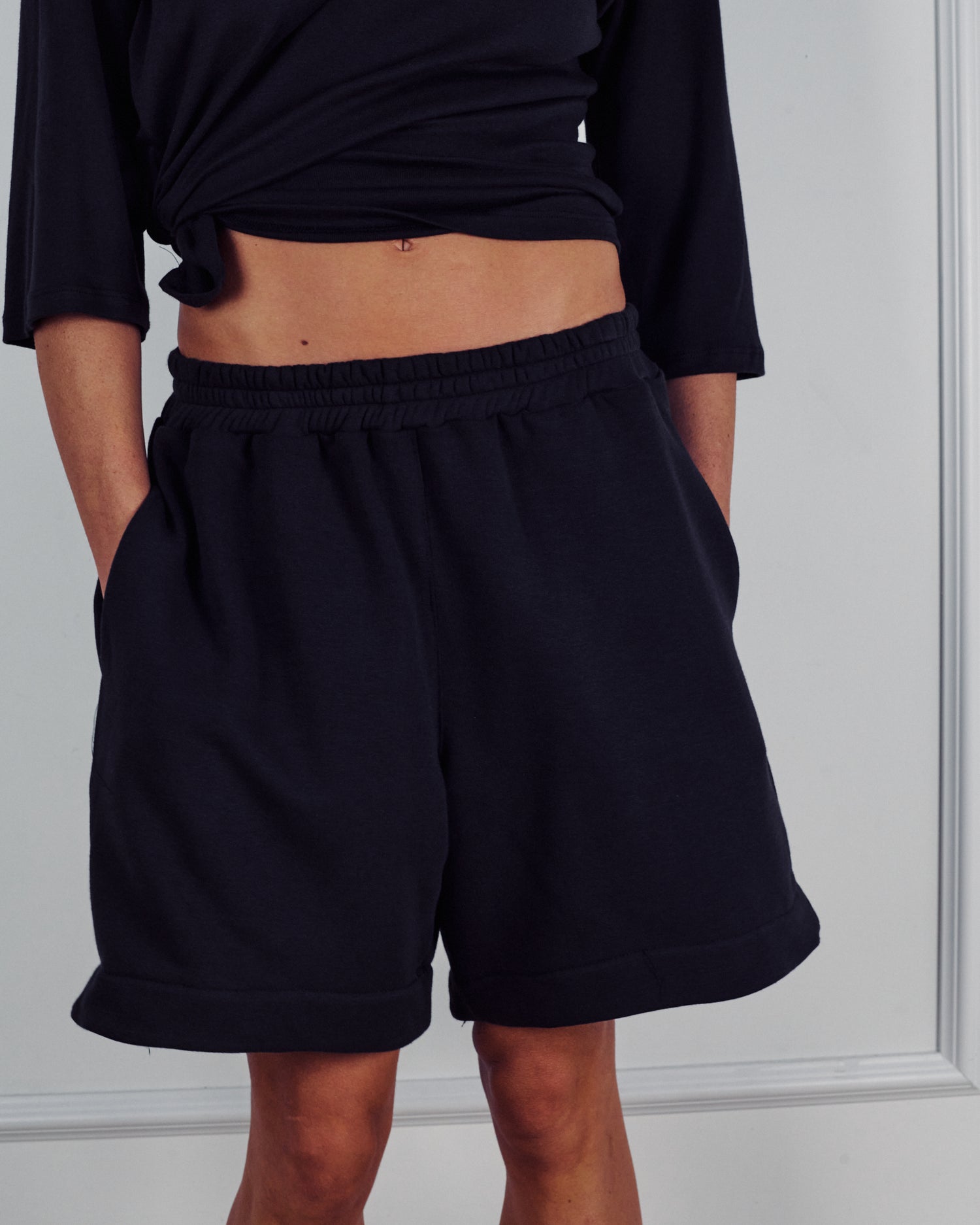 DARLI BERMUDA EASY BLACK