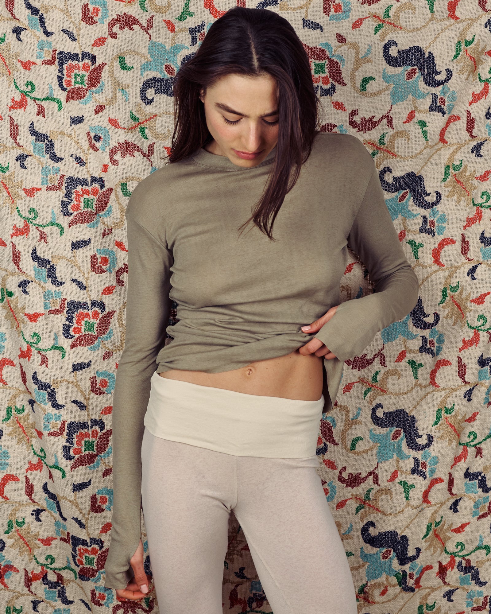 MILA TEE TAUPE