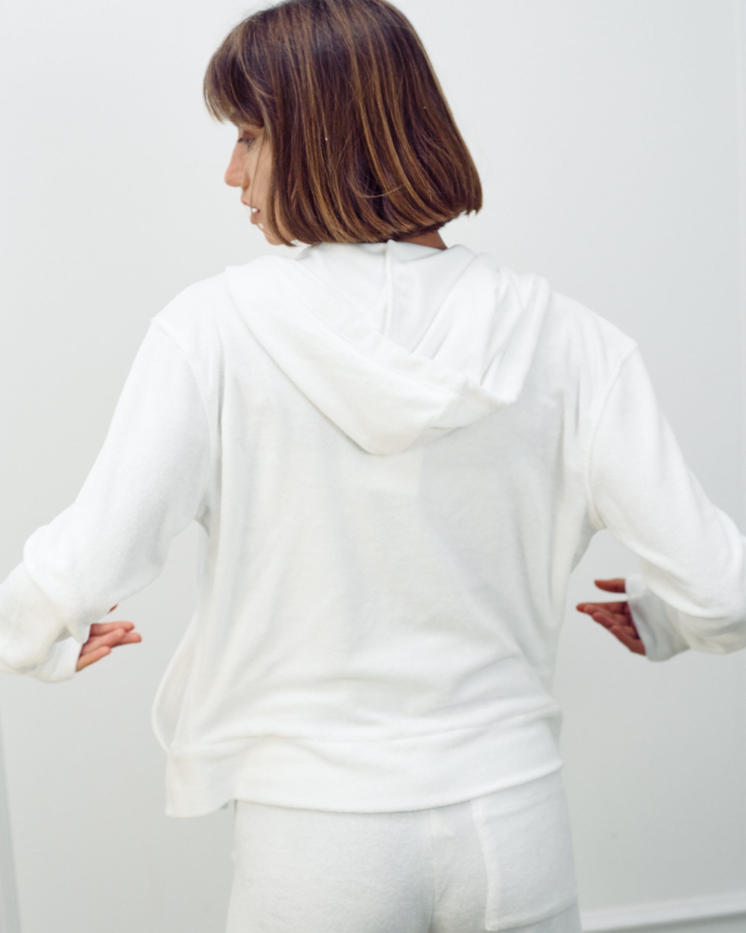 DANIEL ZIP UP WHITE