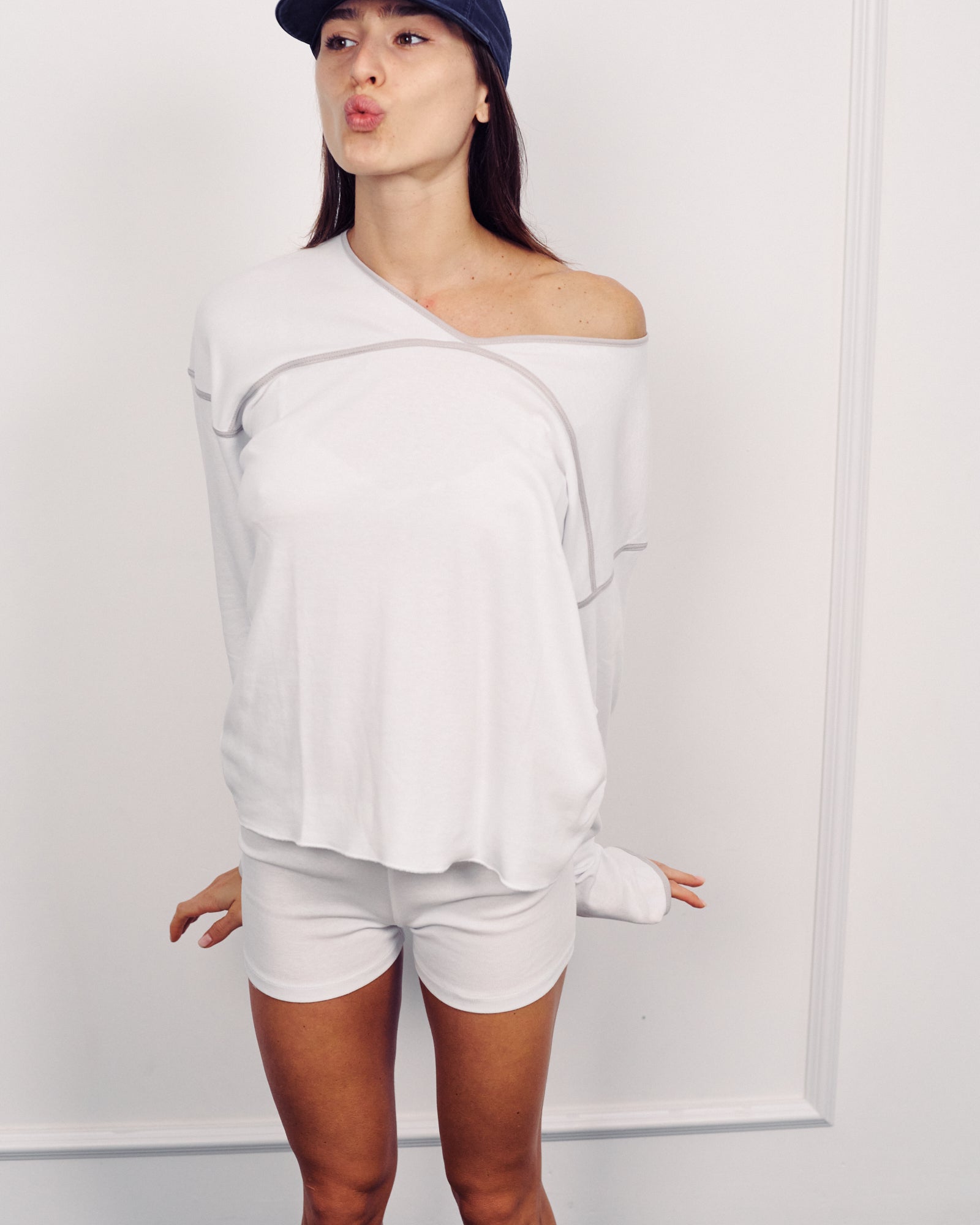 BOEY CLOUD WHITE SHORTS