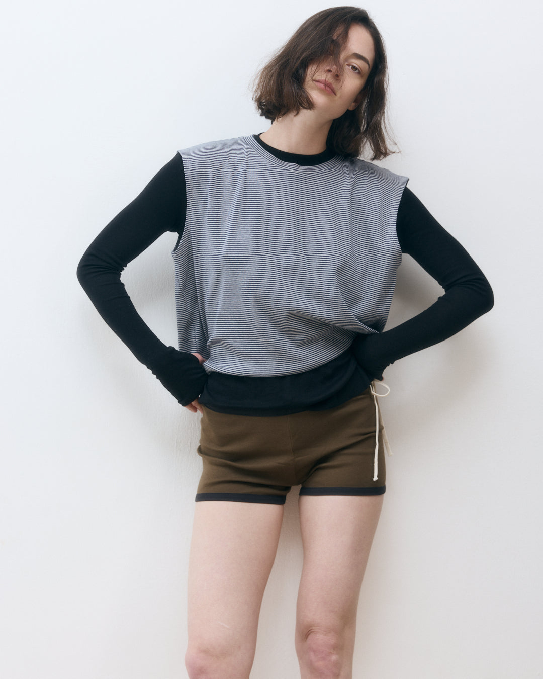 LEON SHORTS SMOKY BROWN