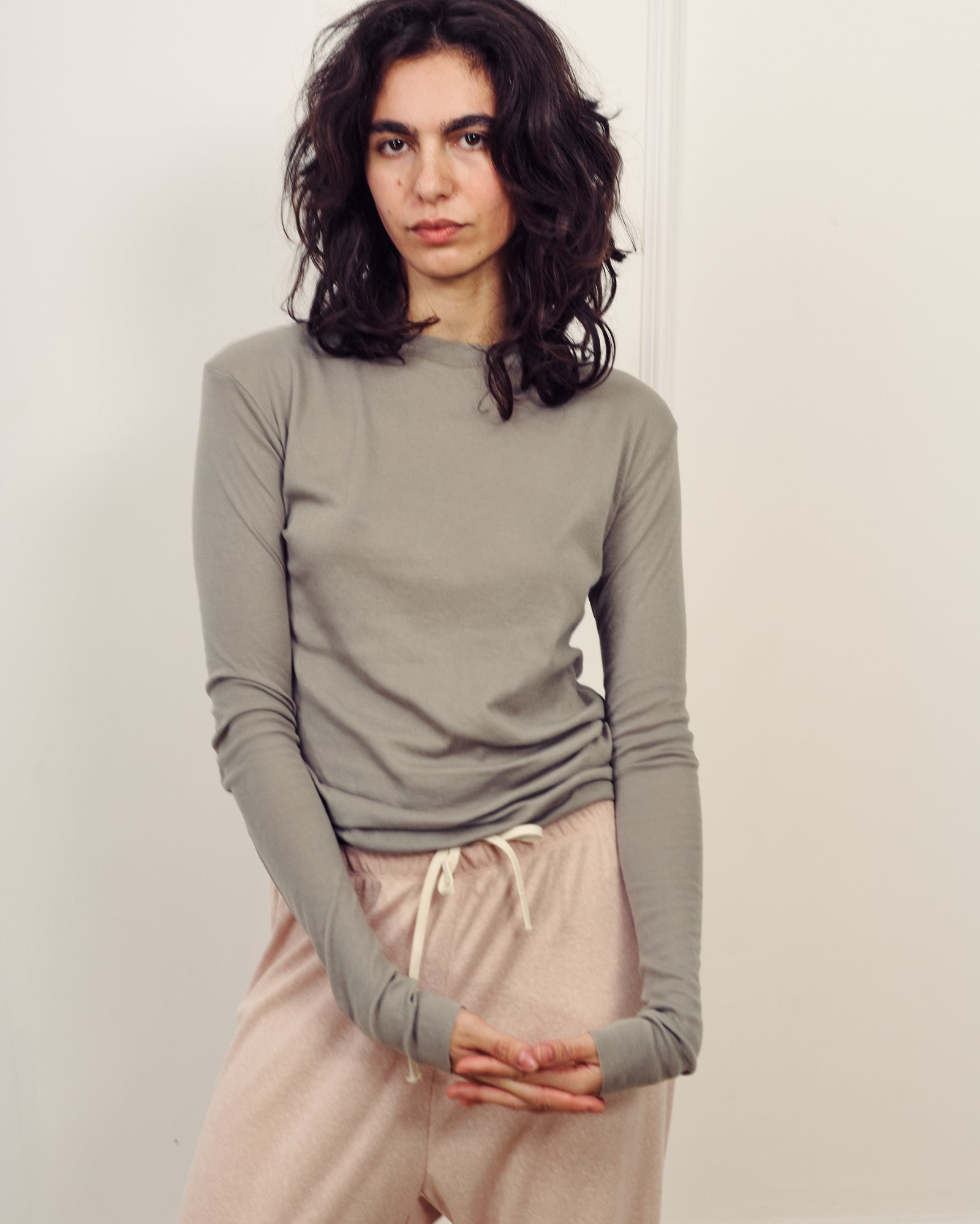 MILA CHELSEA GREY TEE