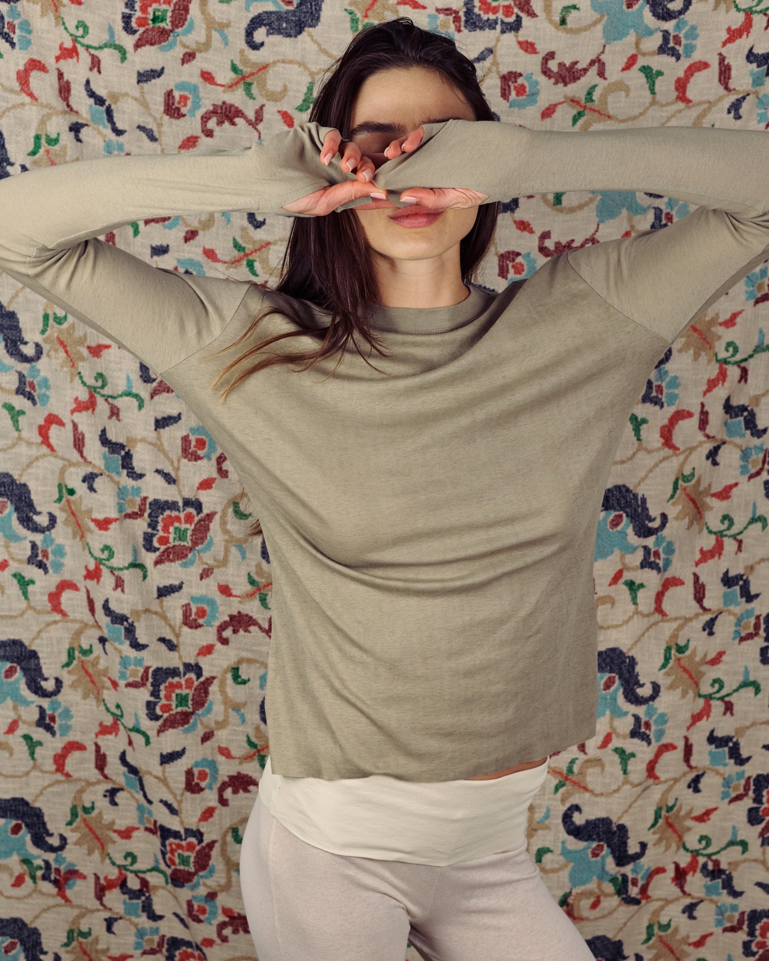 MILA TEE TAUPE