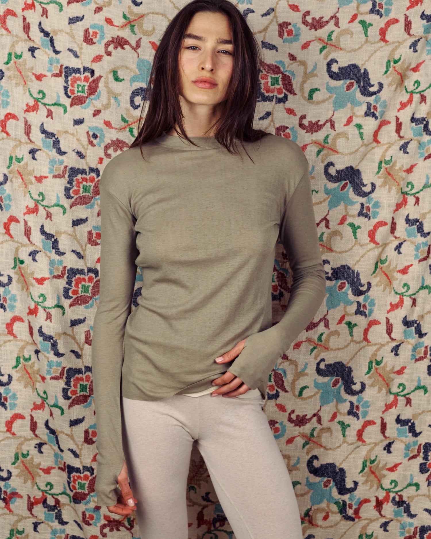MILA TEE TAUPE