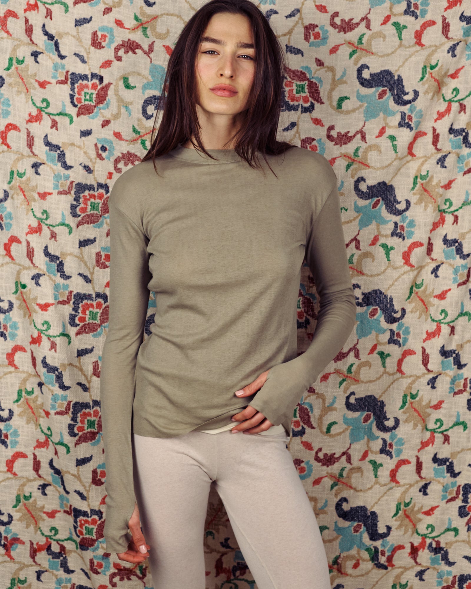 MILA TEE TAUPE