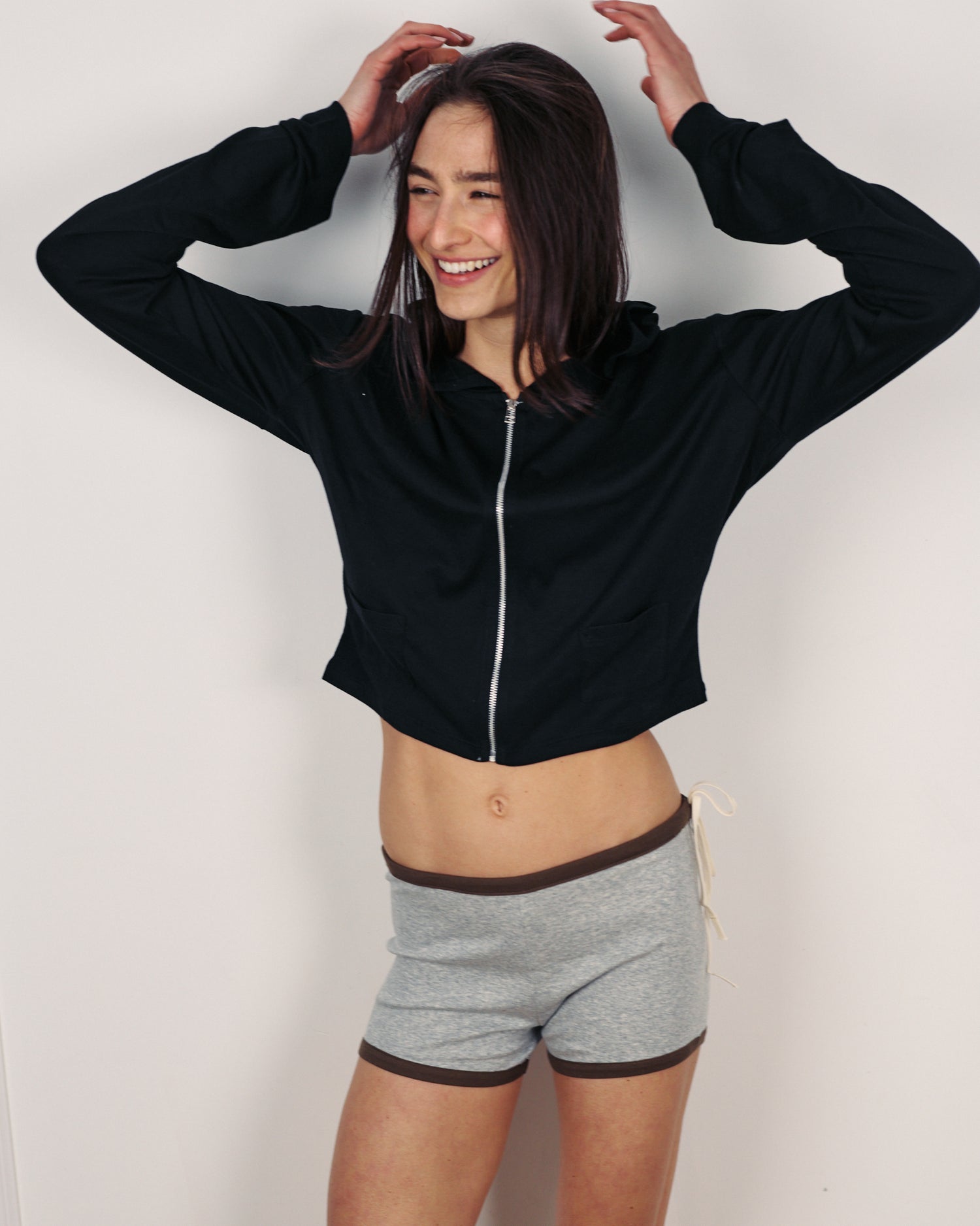 LEON SHORTS CLOUD GREY
